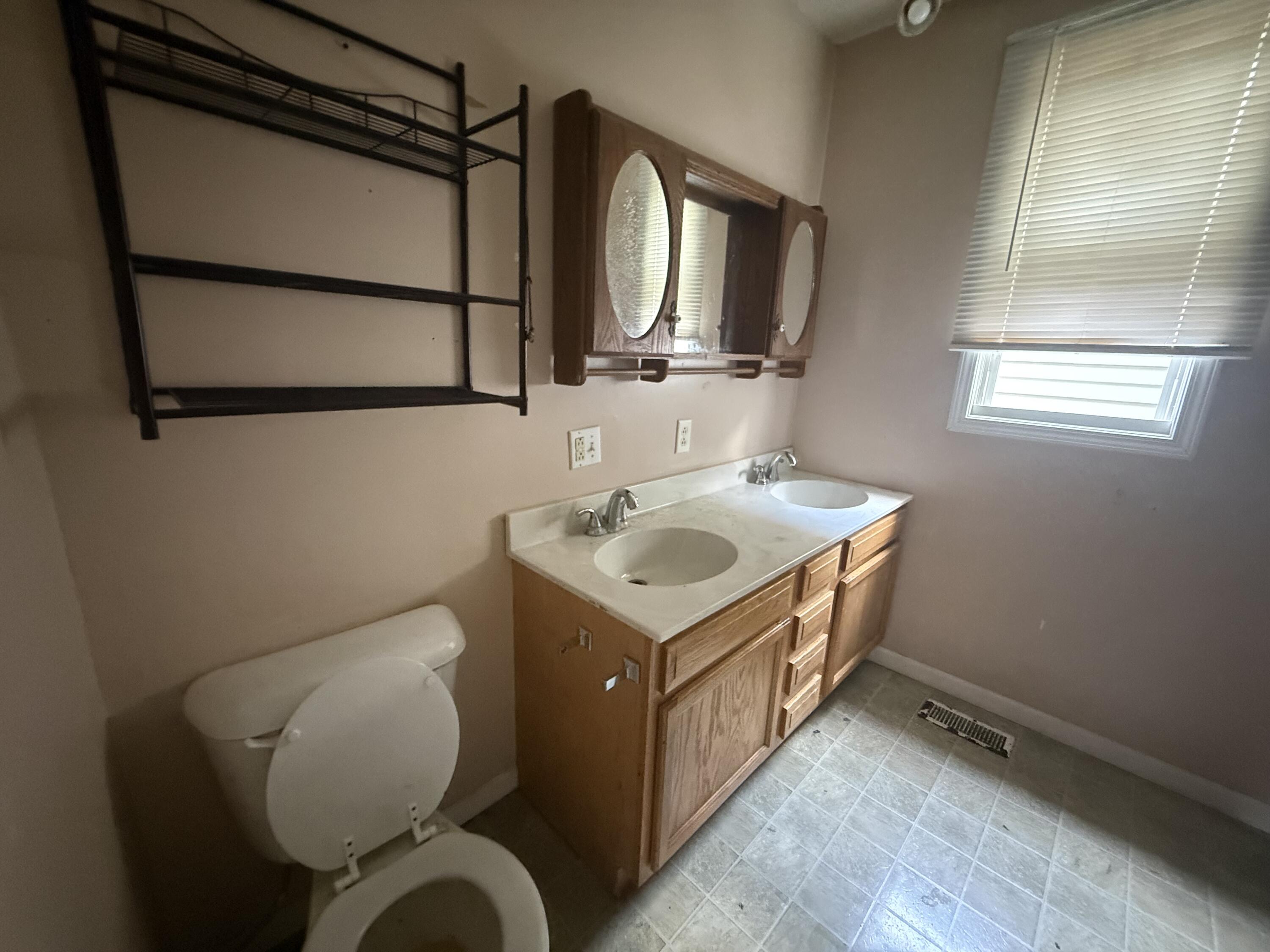 437 Wayne, Saint Marys, Ohio 45885