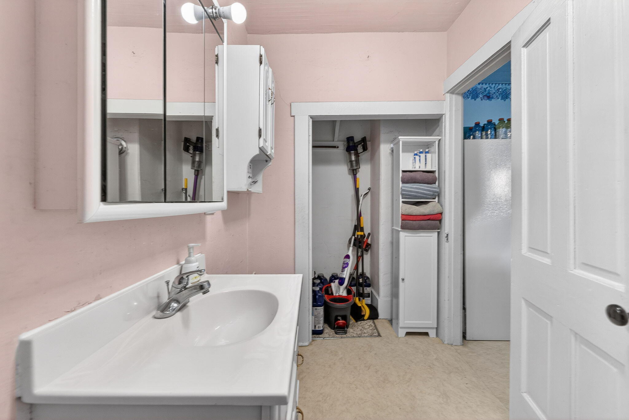 2774 Main, Zanesfield, Ohio 43360