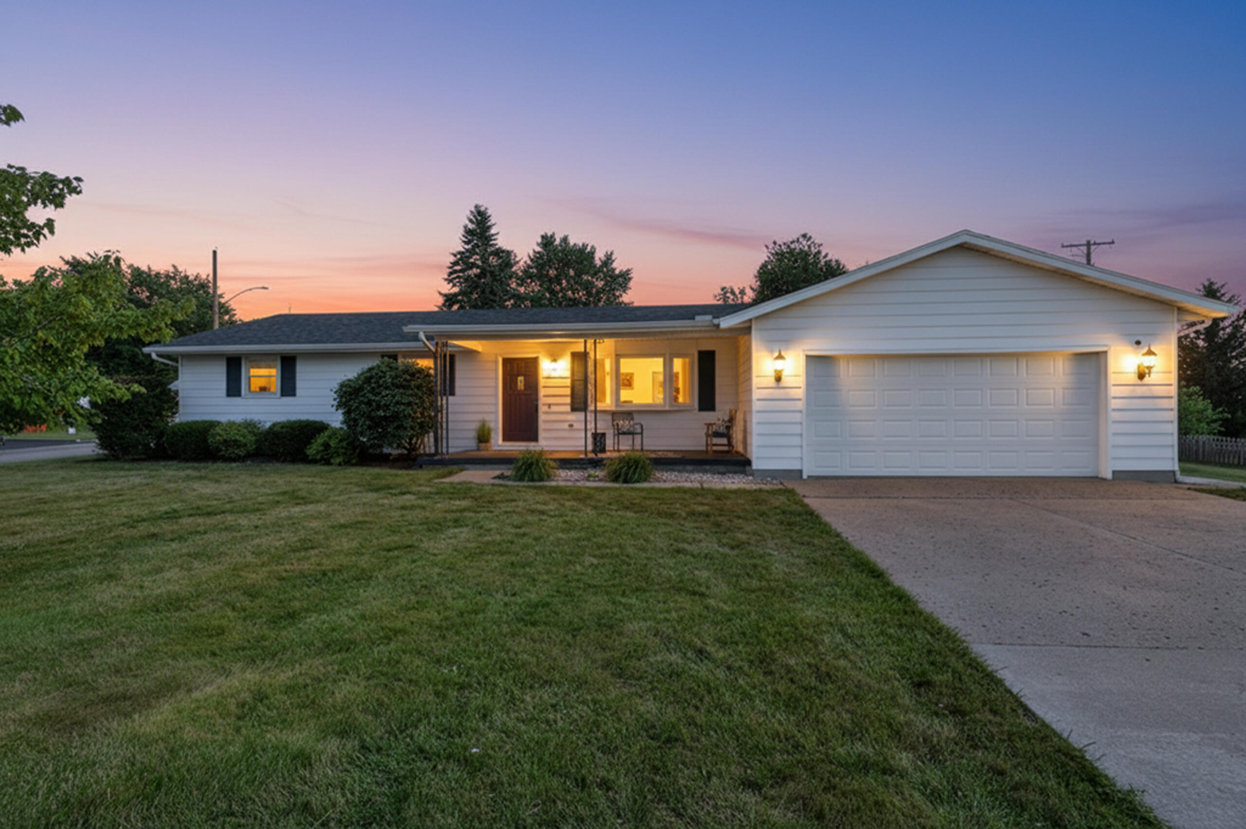 105 Main, Anna, Ohio 45302