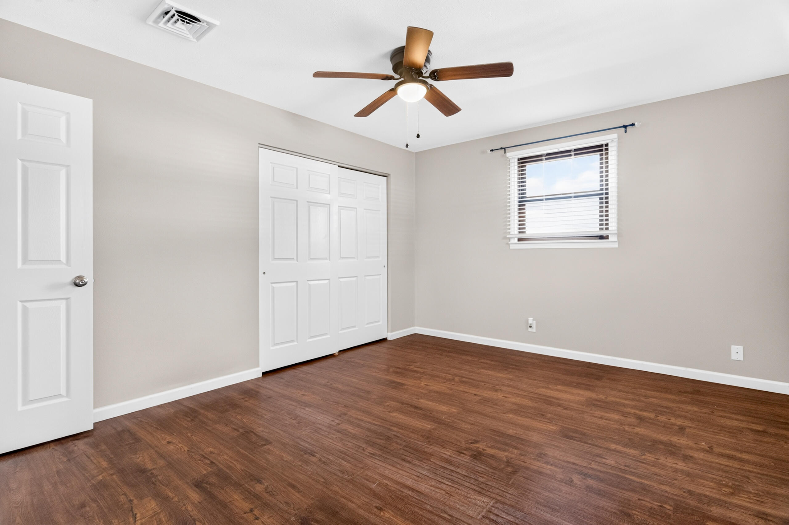 105 Main, Anna, Ohio 45302
