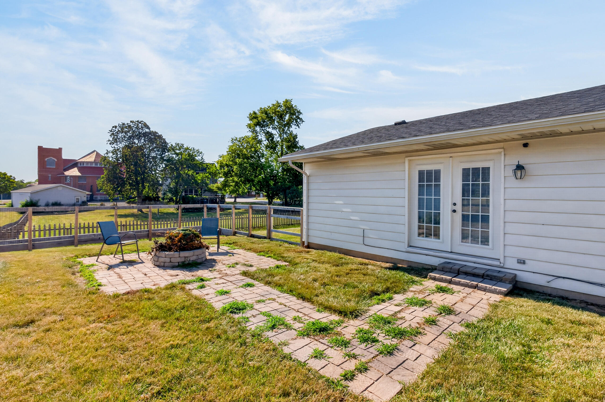 105 Main, Anna, Ohio 45302