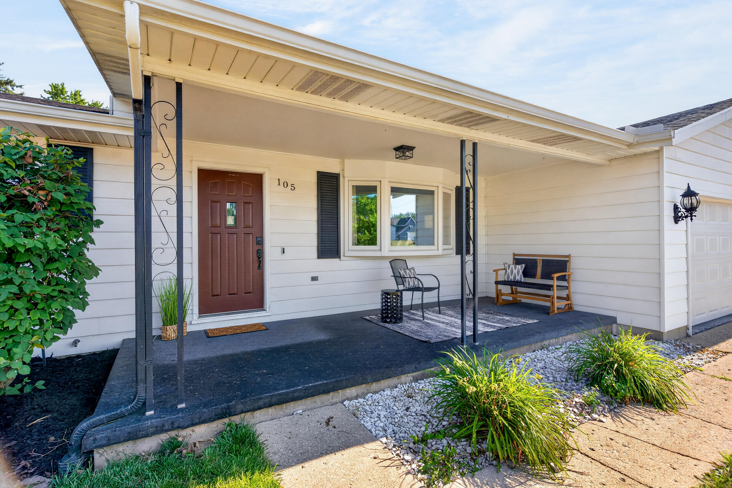 105 Main, Anna, Ohio 45302