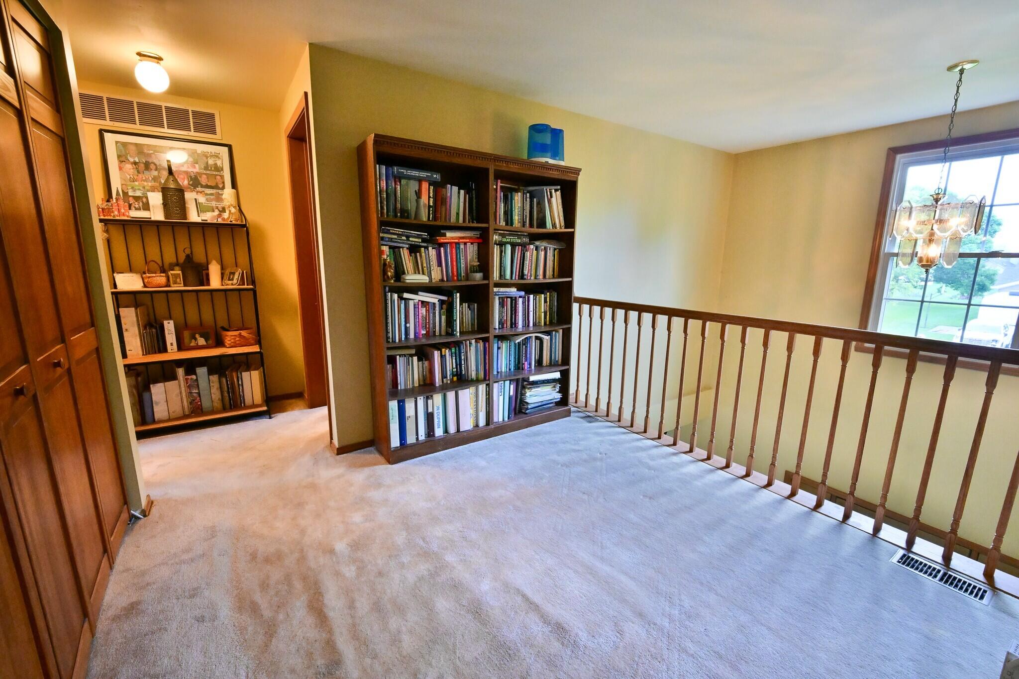 2424 Rockingham, Troy, Ohio 45373