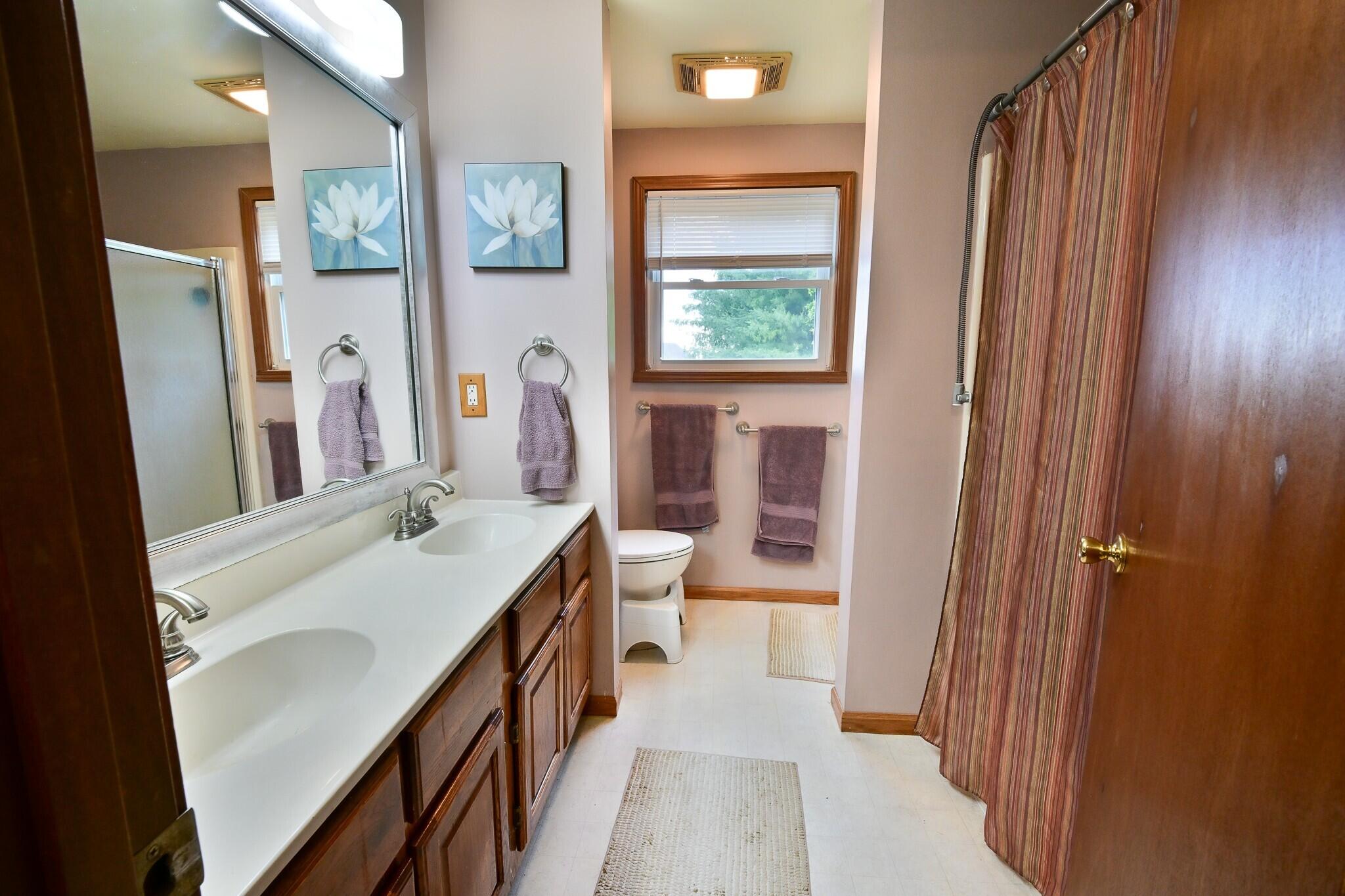 2424 Rockingham, Troy, Ohio 45373