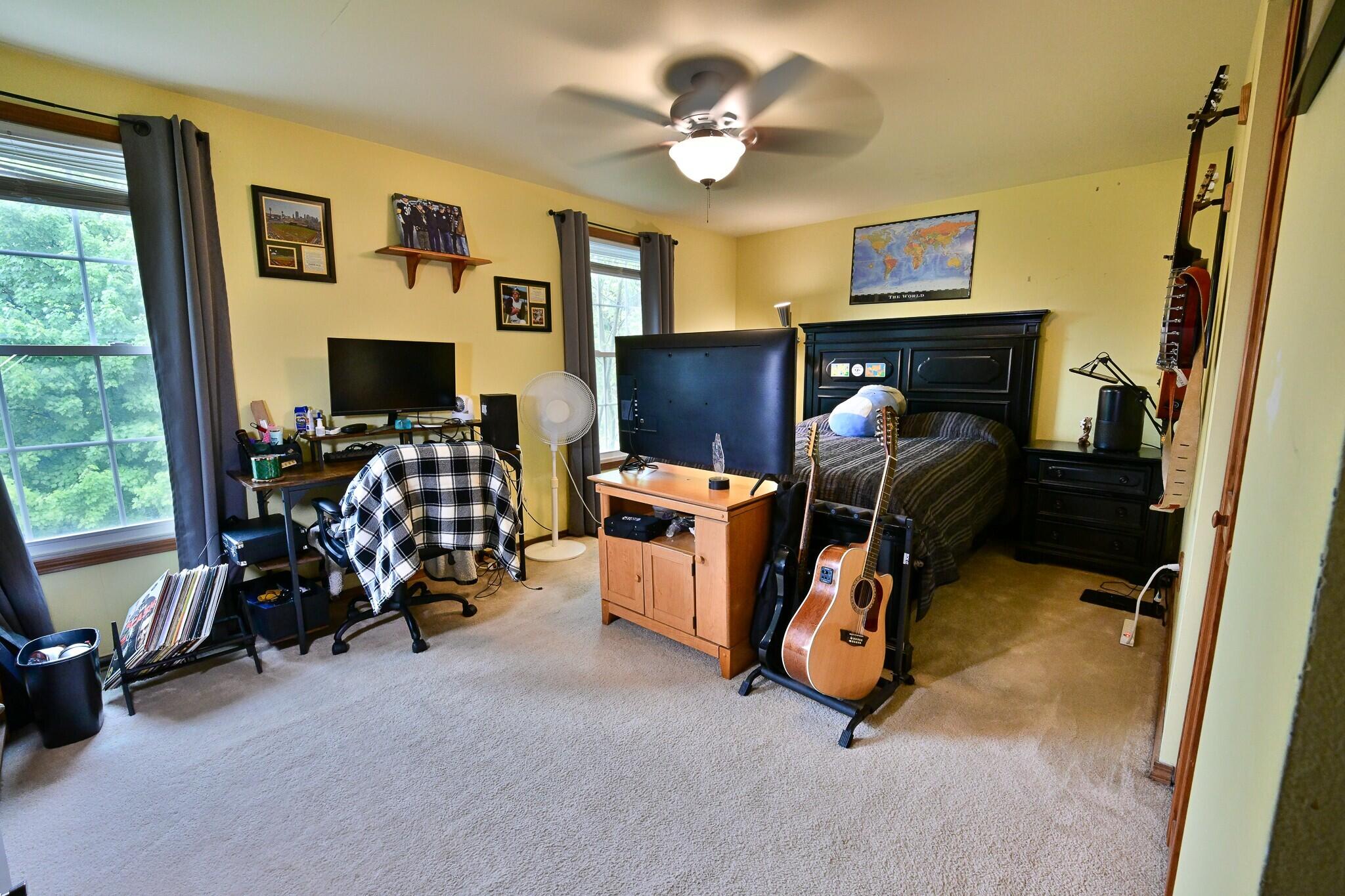 2424 Rockingham, Troy, Ohio 45373