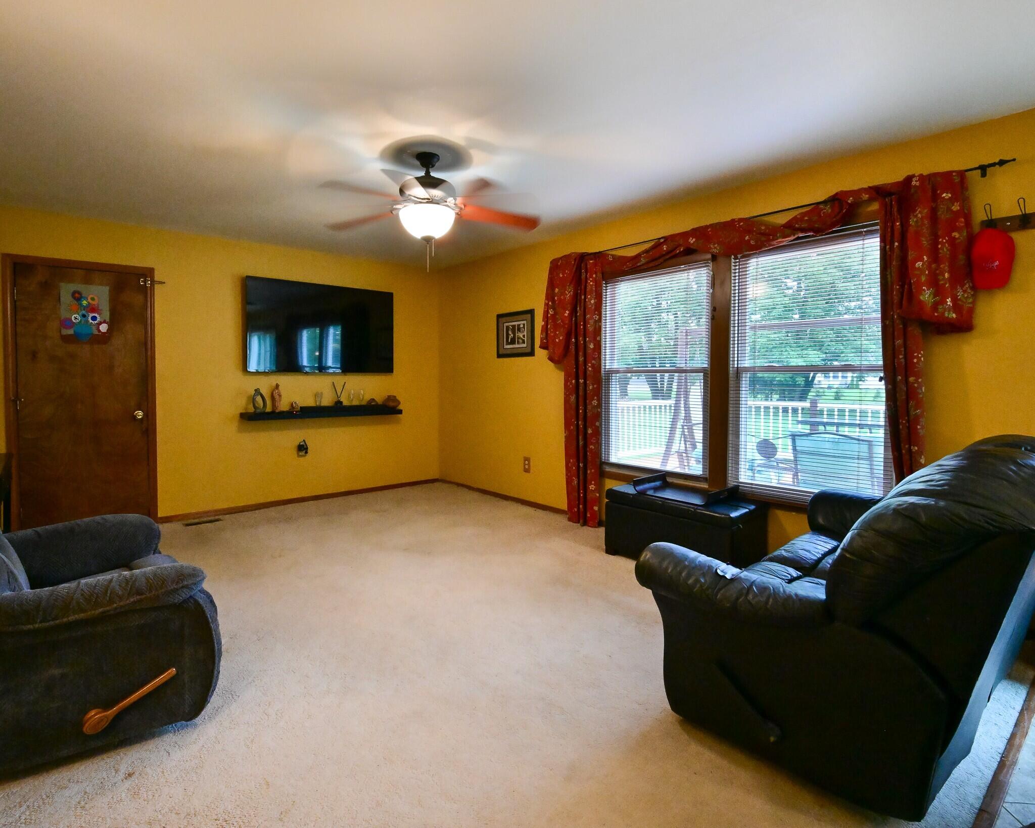 2424 Rockingham, Troy, Ohio 45373