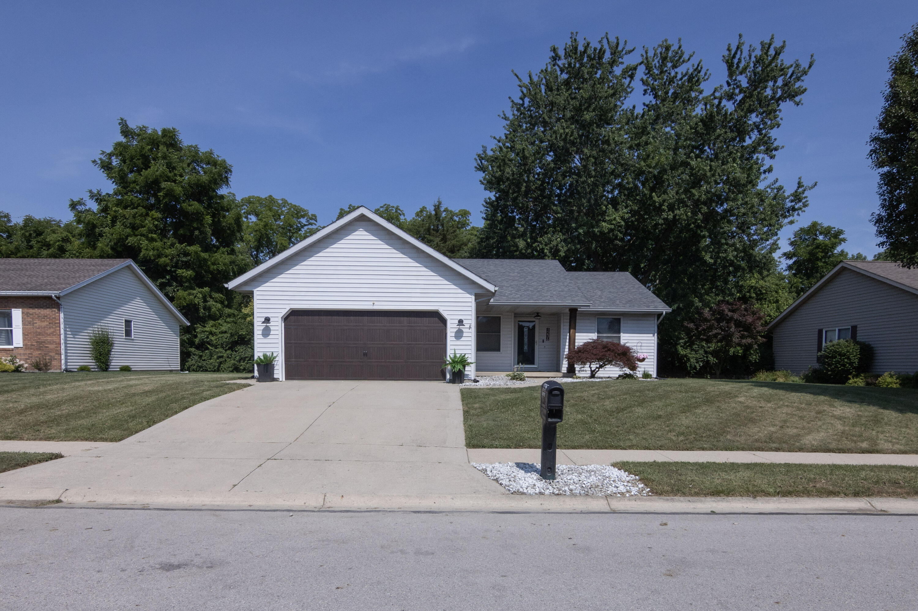 1236 Turner, Sidney, Ohio 45365