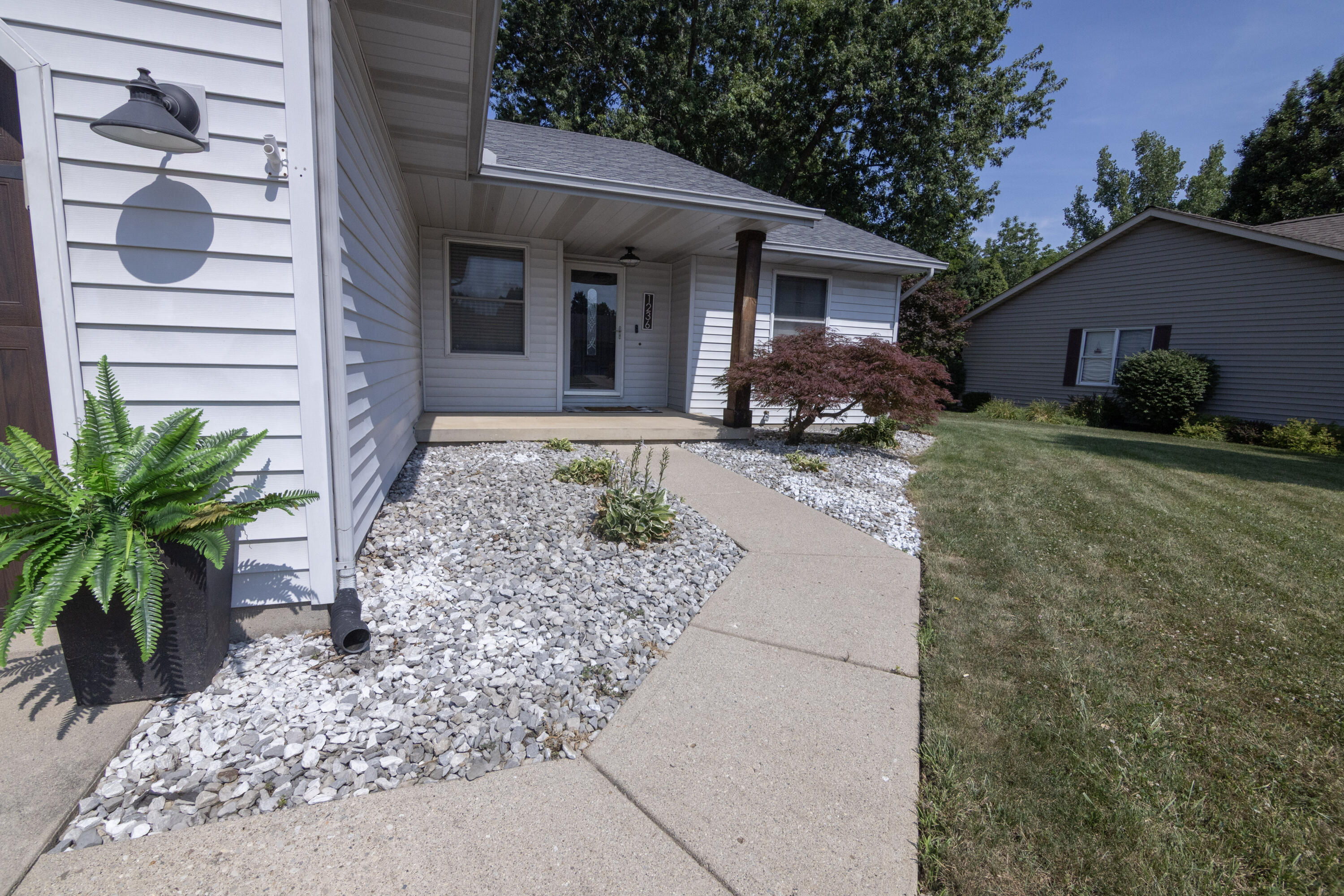 1236 Turner, Sidney, Ohio 45365