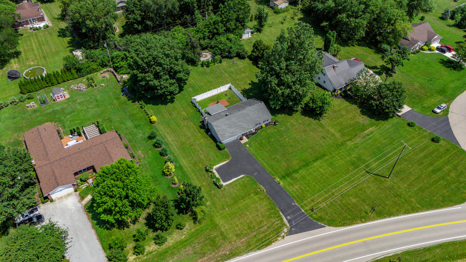 1905 Fenner, Troy, Ohio 45373