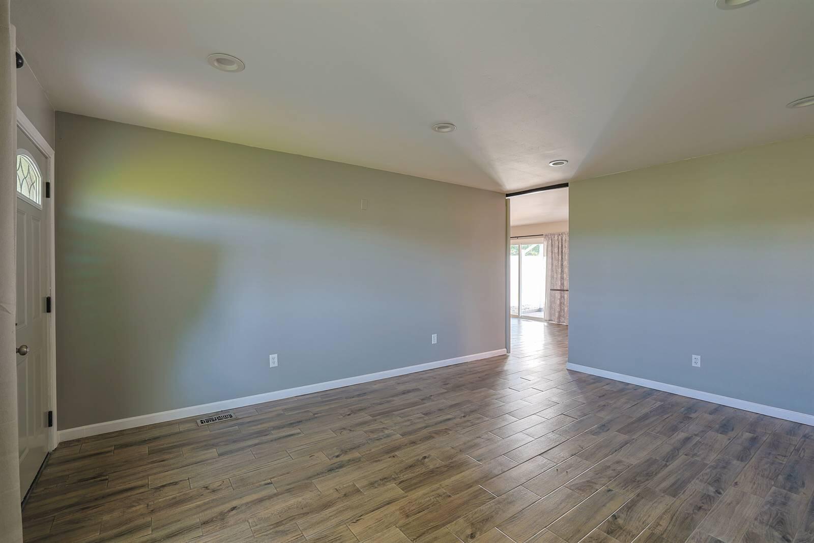 1905 Fenner, Troy, Ohio 45373