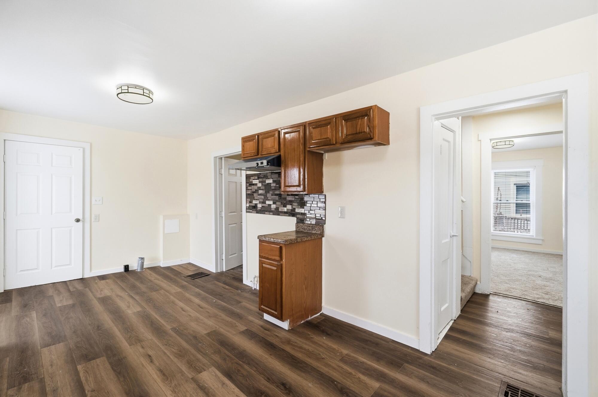 2015 Clifton, Springfield, Ohio 45505