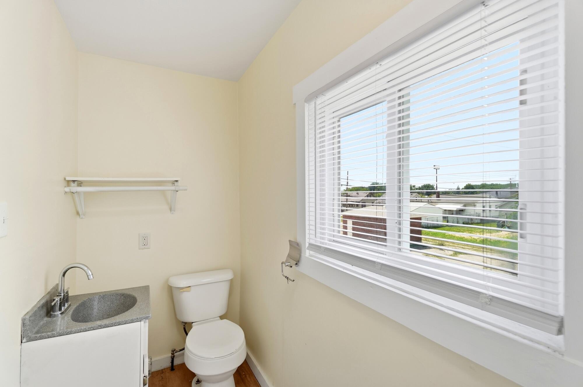 2015 Clifton, Springfield, Ohio 45505