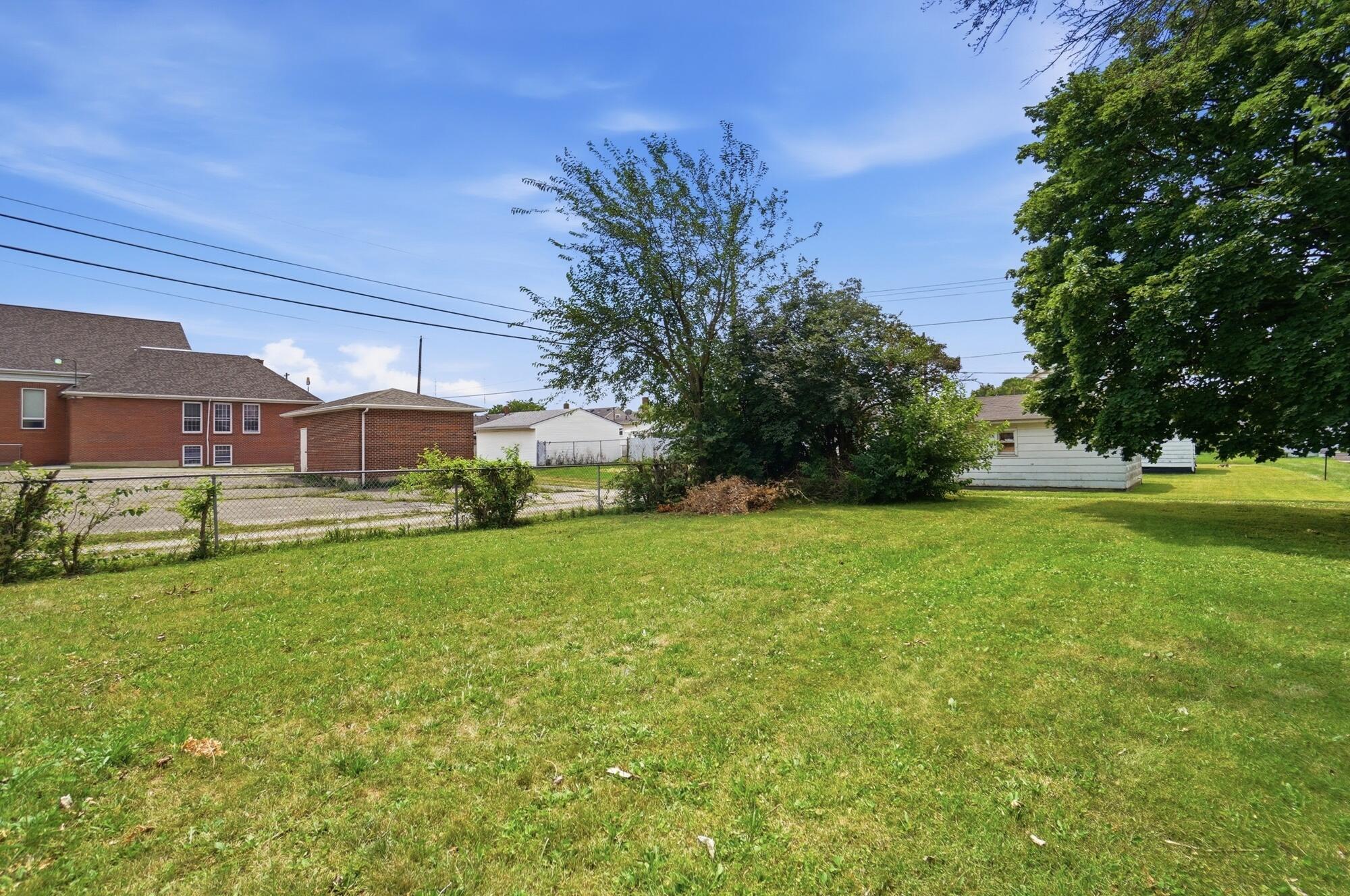 2015 Clifton, Springfield, Ohio 45505