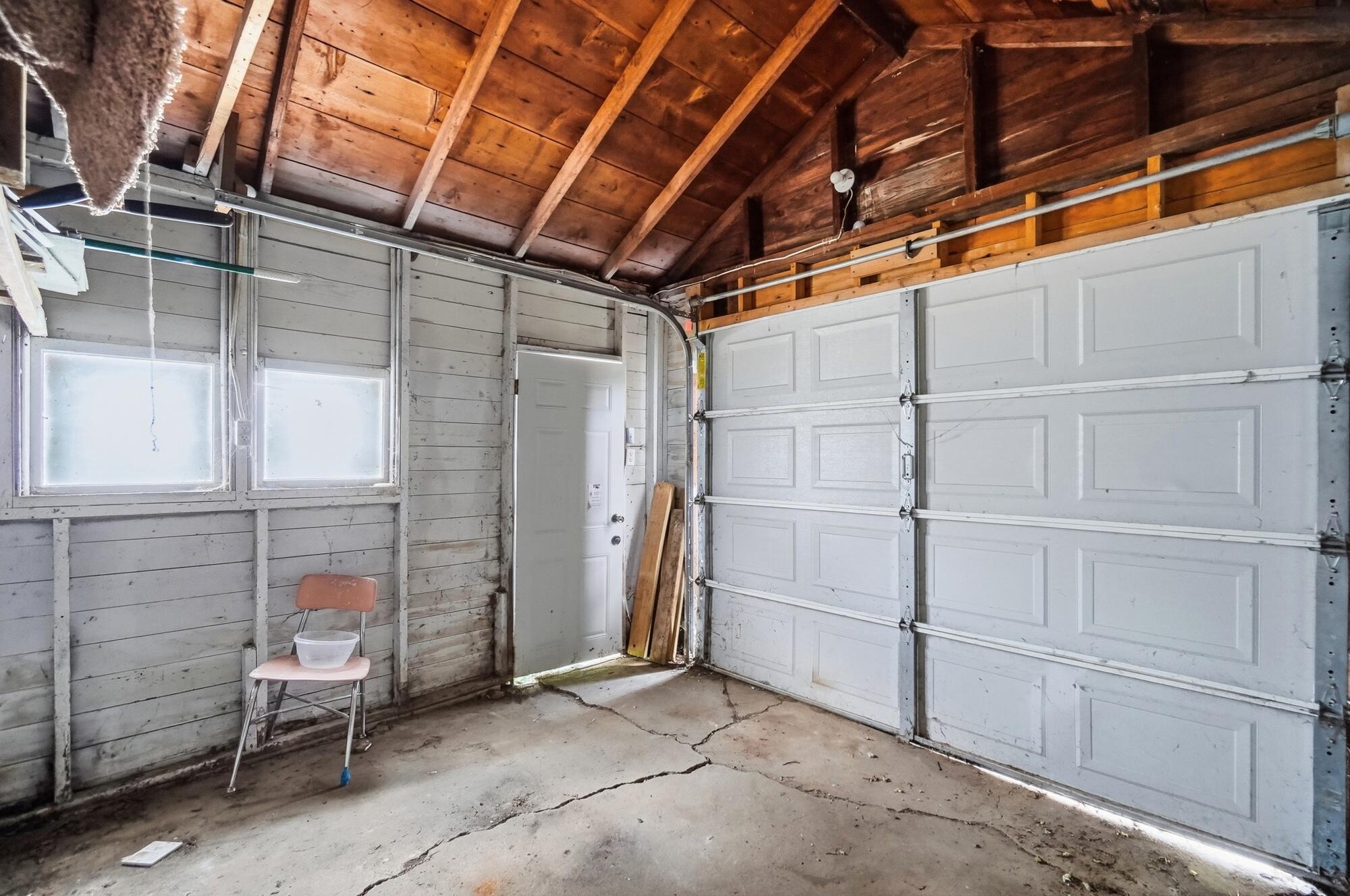 2015 Clifton, Springfield, Ohio 45505
