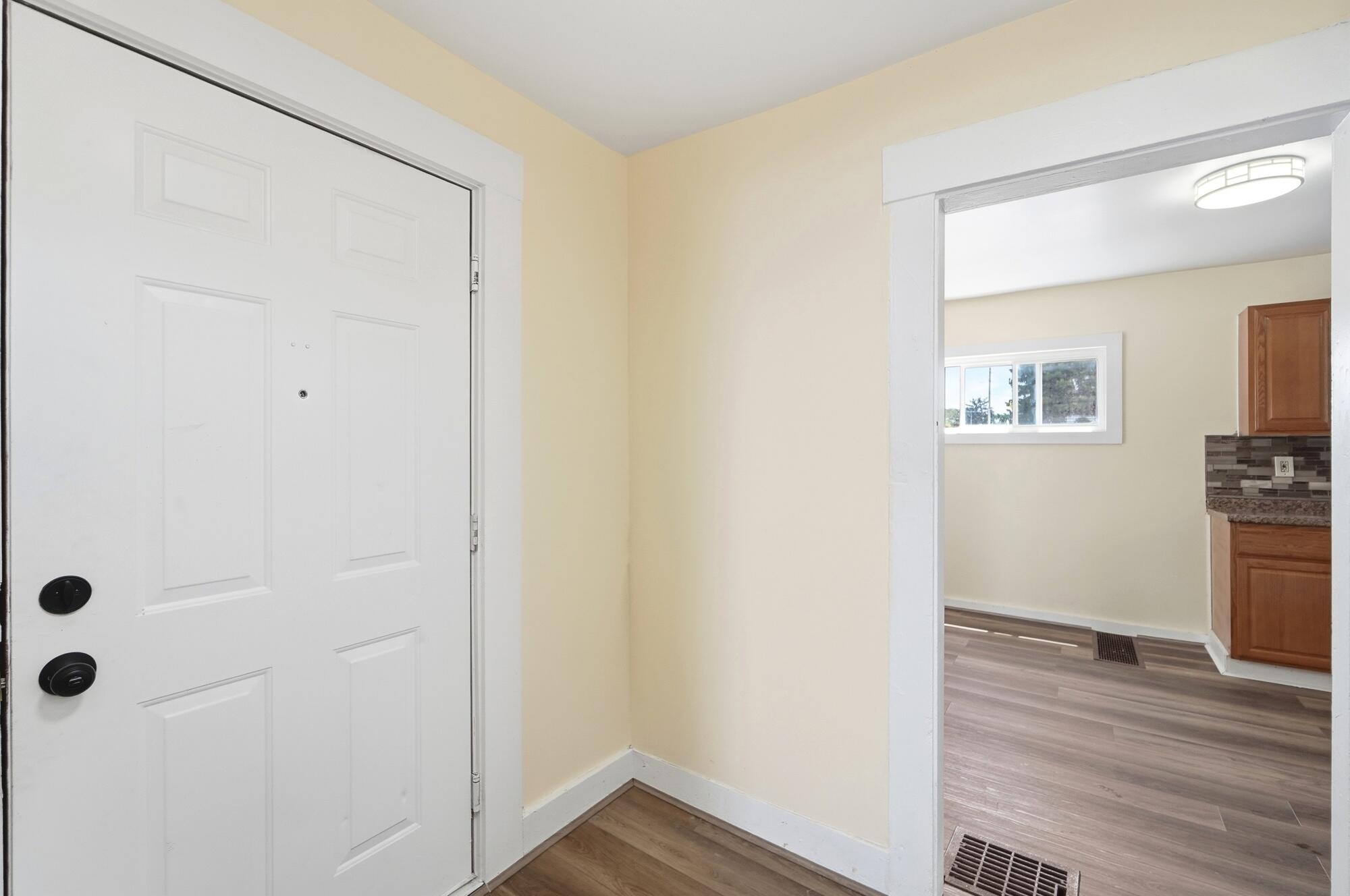 2015 Clifton, Springfield, Ohio 45505