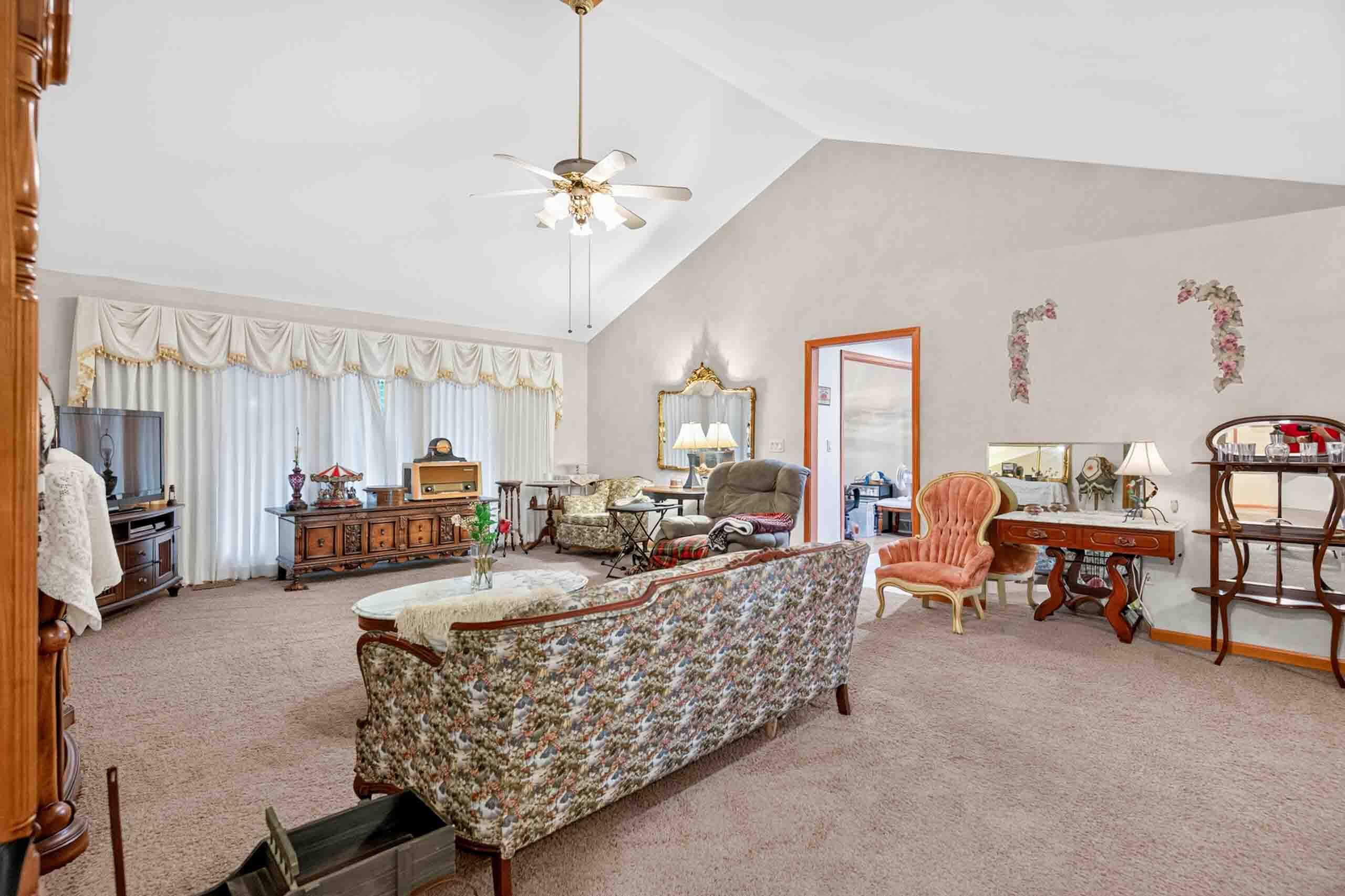 1649 Timberidge, Sidney, Ohio 45365