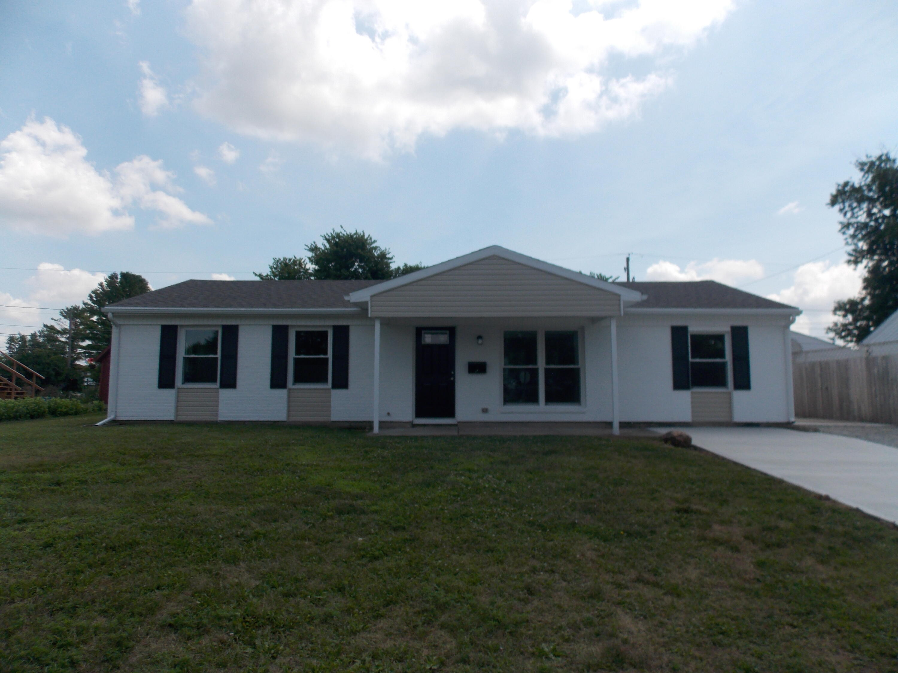 58 Carlotta, New Carlisle, Ohio 45344