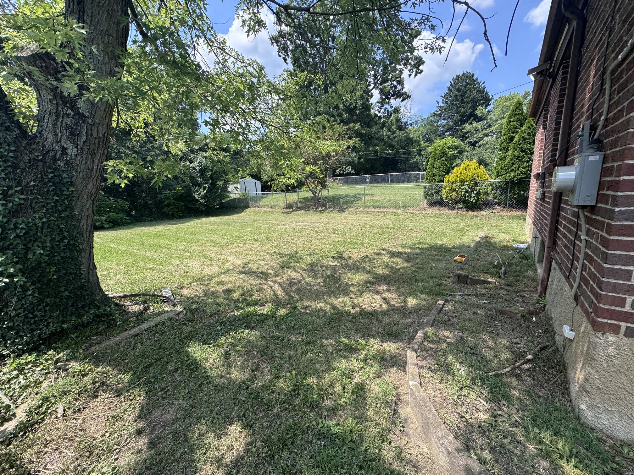 250 Castlewood, Dayton, Ohio 45405