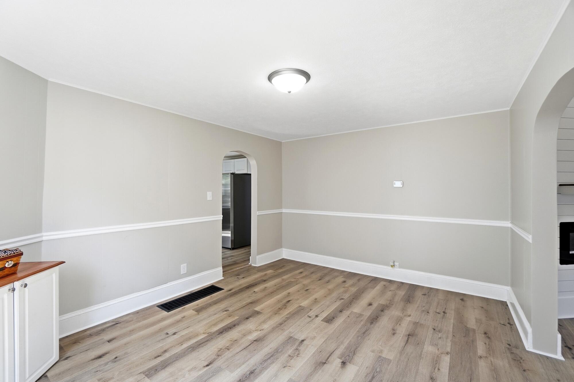1667 Summit, Springfield, Ohio 45503