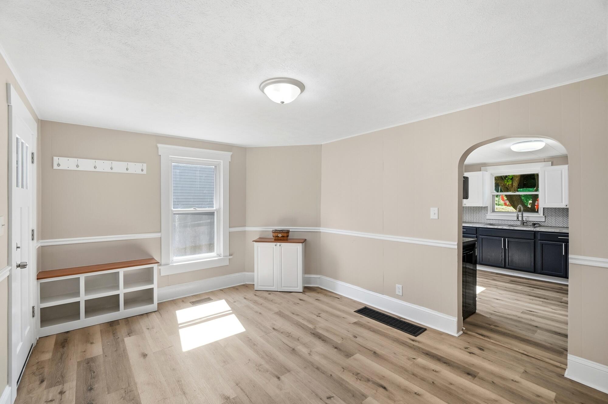 1667 Summit, Springfield, Ohio 45503