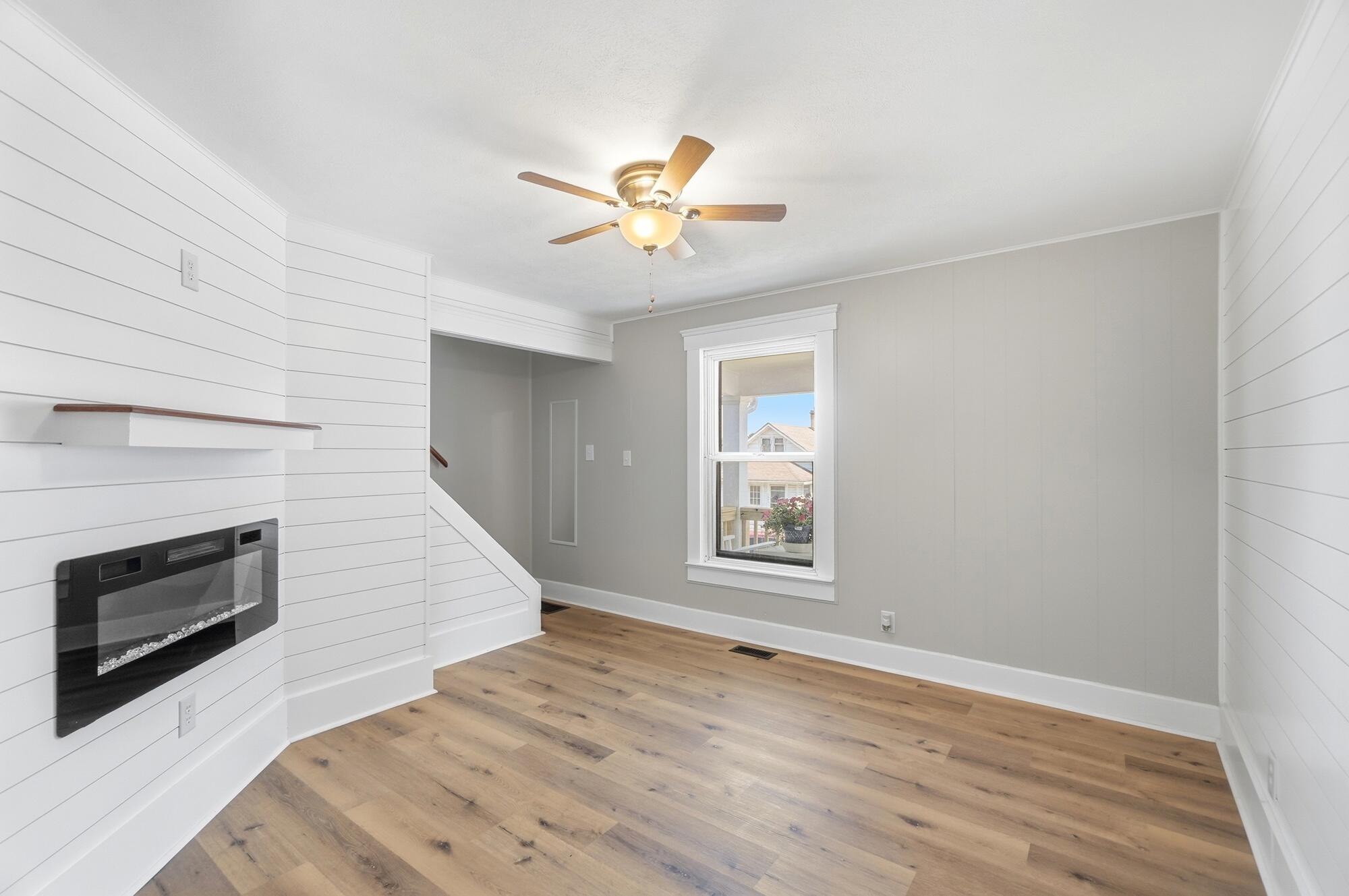 1667 Summit, Springfield, Ohio 45503