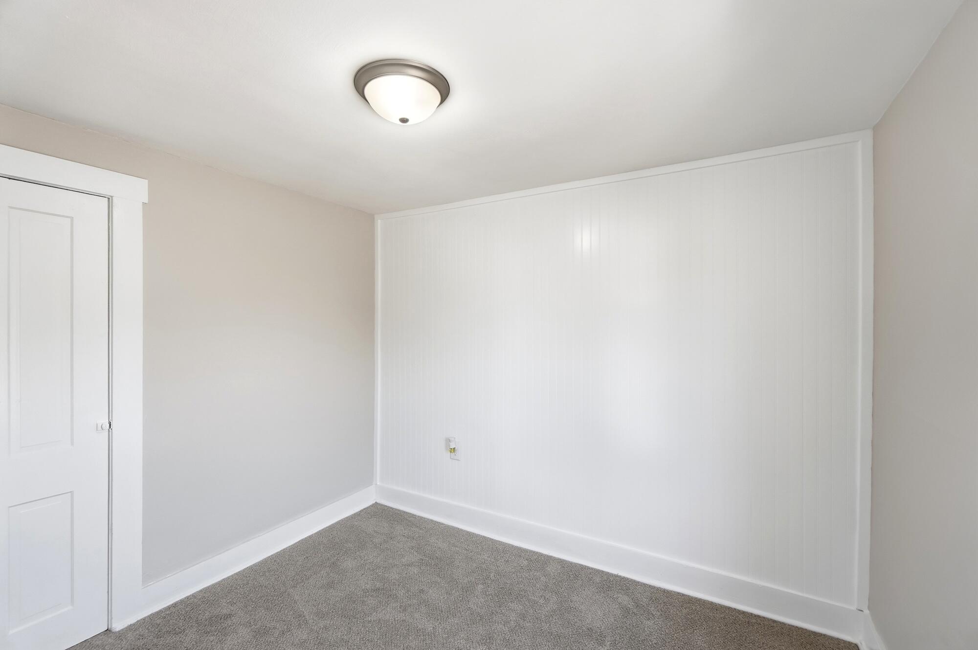 1667 Summit, Springfield, Ohio 45503