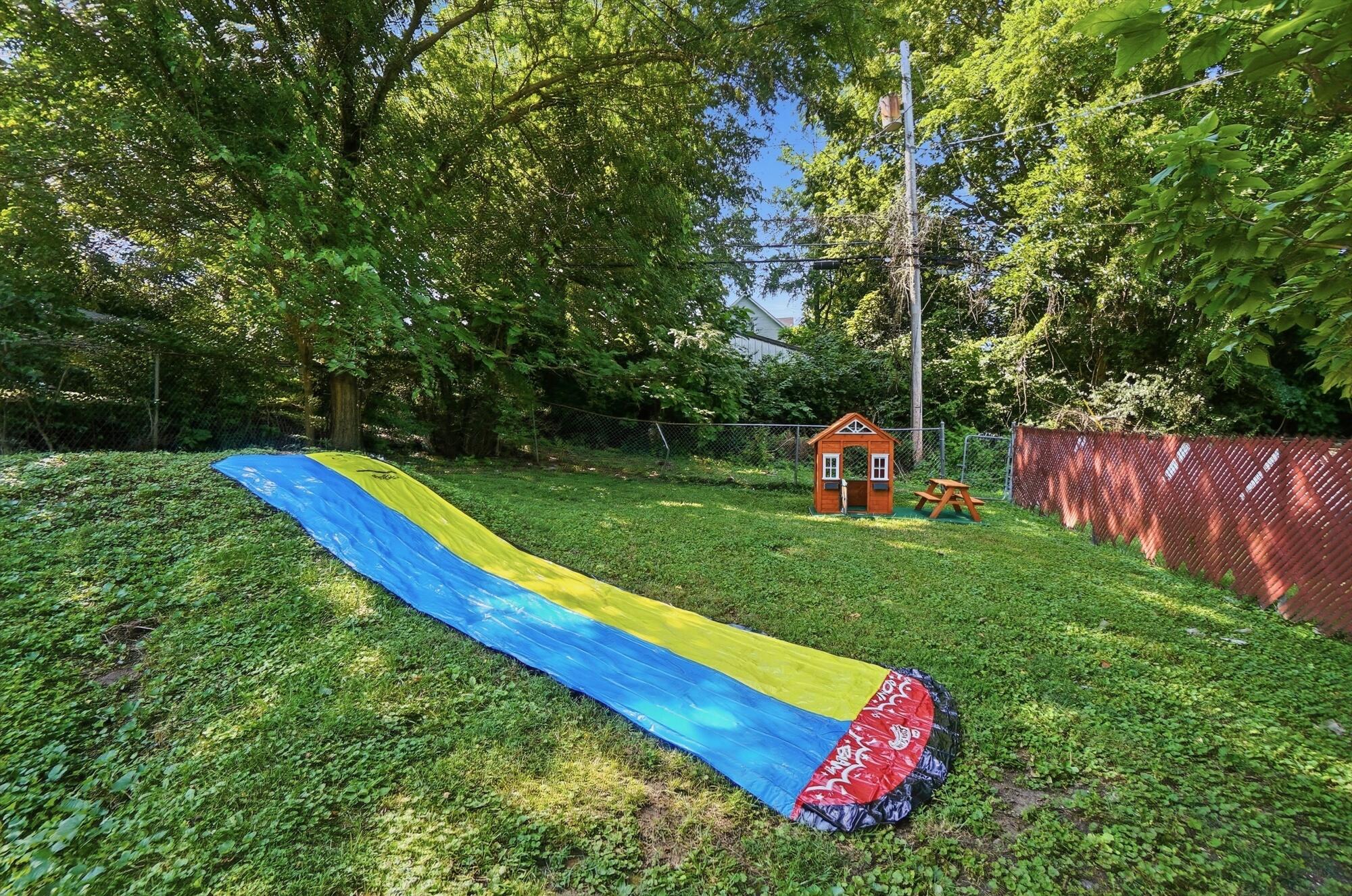 1667 Summit, Springfield, Ohio 45503