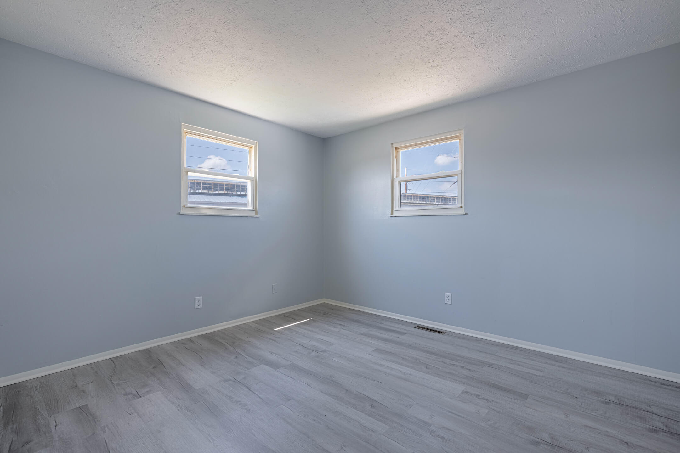 653 Douglas, Springfield, Ohio 45505