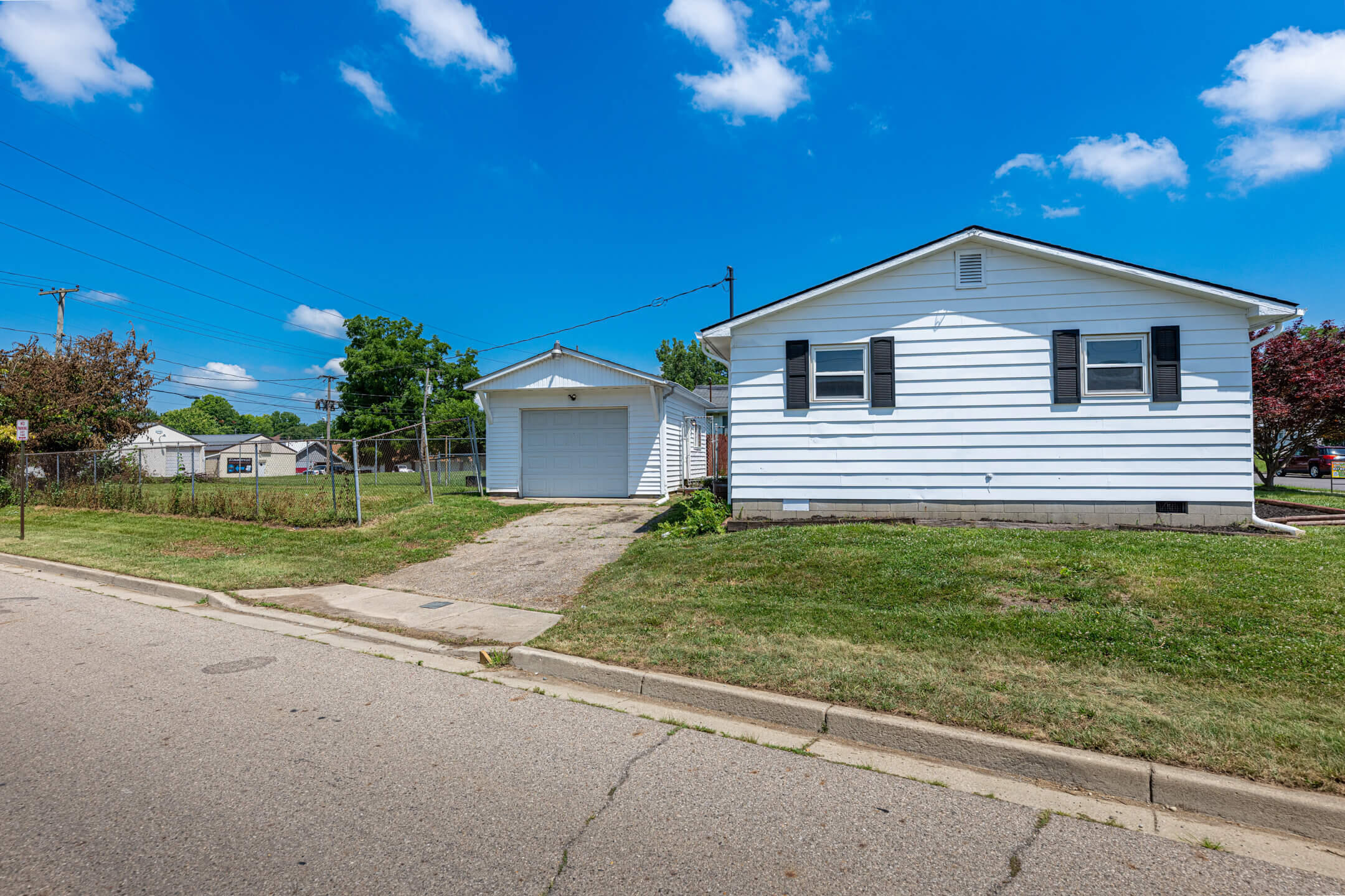 653 Douglas, Springfield, Ohio 45505