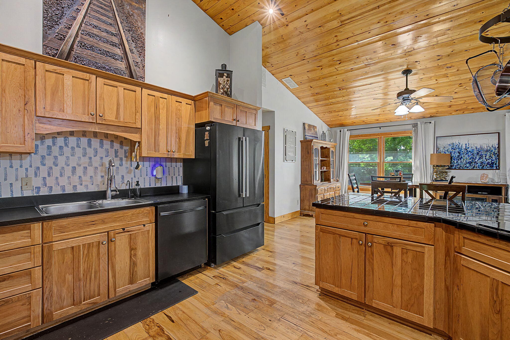 2373 Shrine, Springfield, Ohio 45502