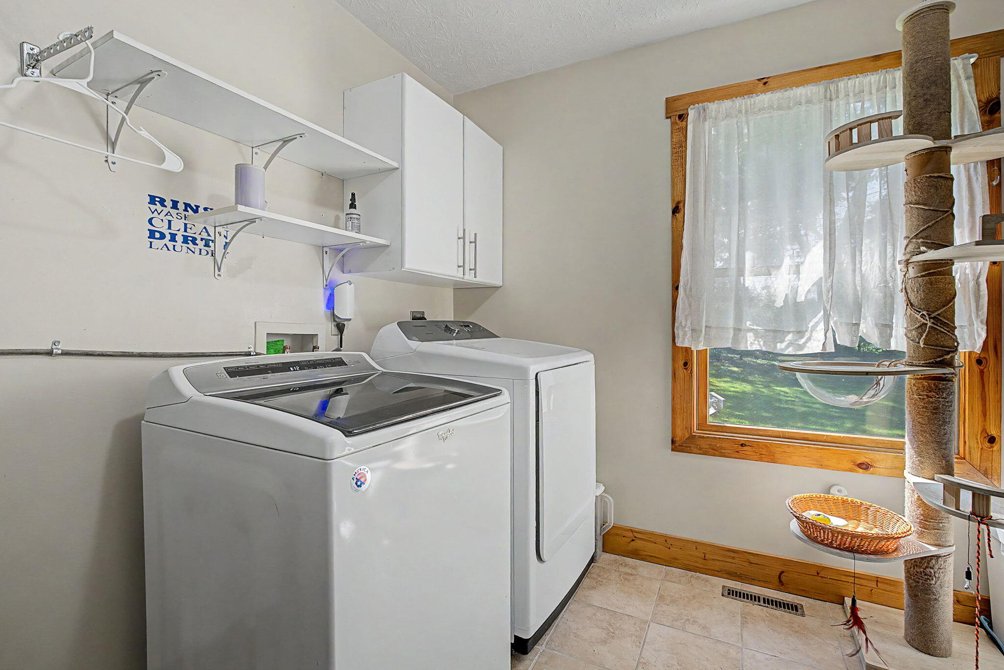 2373 Shrine, Springfield, Ohio 45502