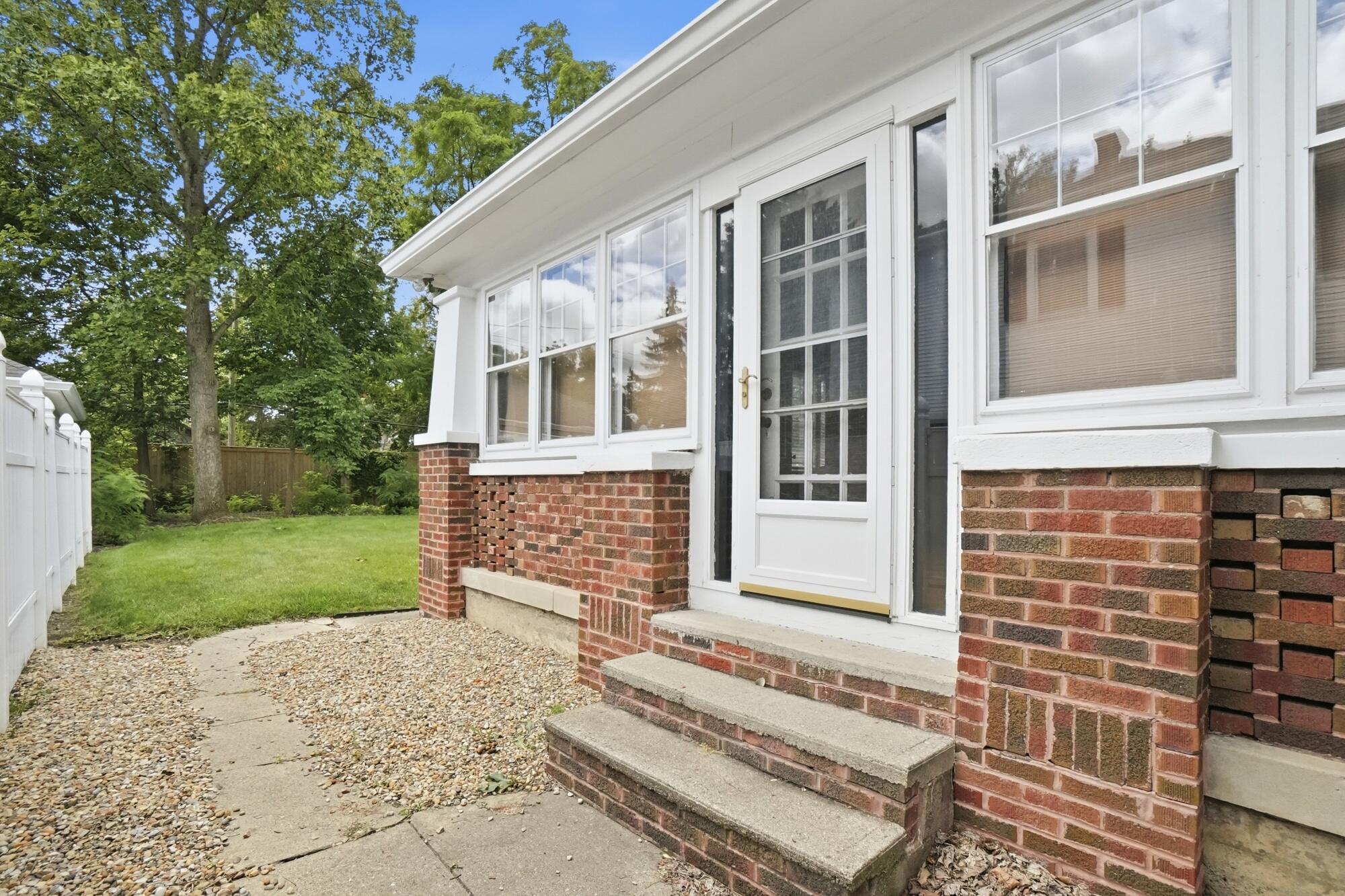 115 Ardmore, Springfield, Ohio 45504