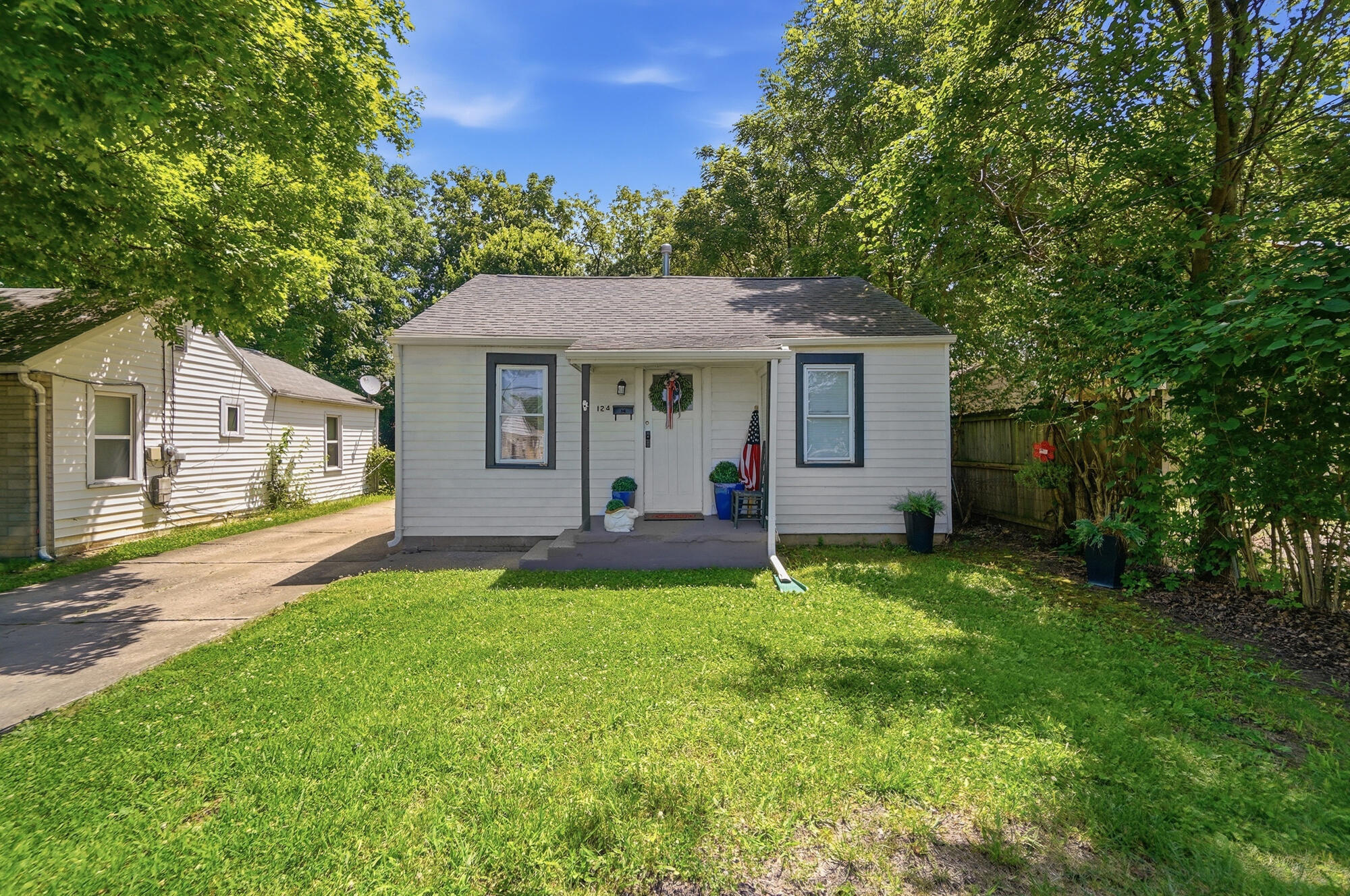 124 4th, Springfield, Ohio 45505