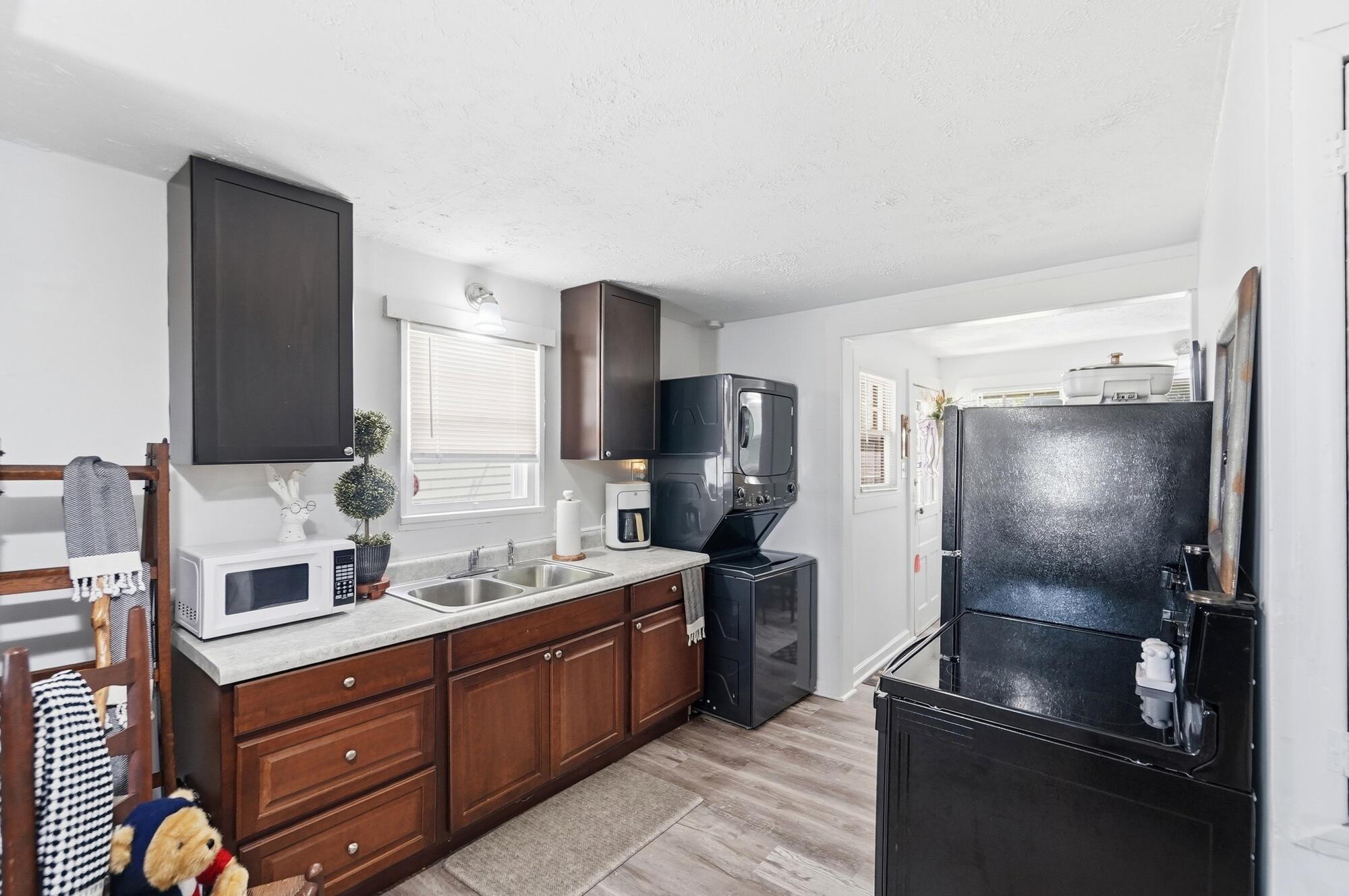 124 4th, Springfield, Ohio 45505