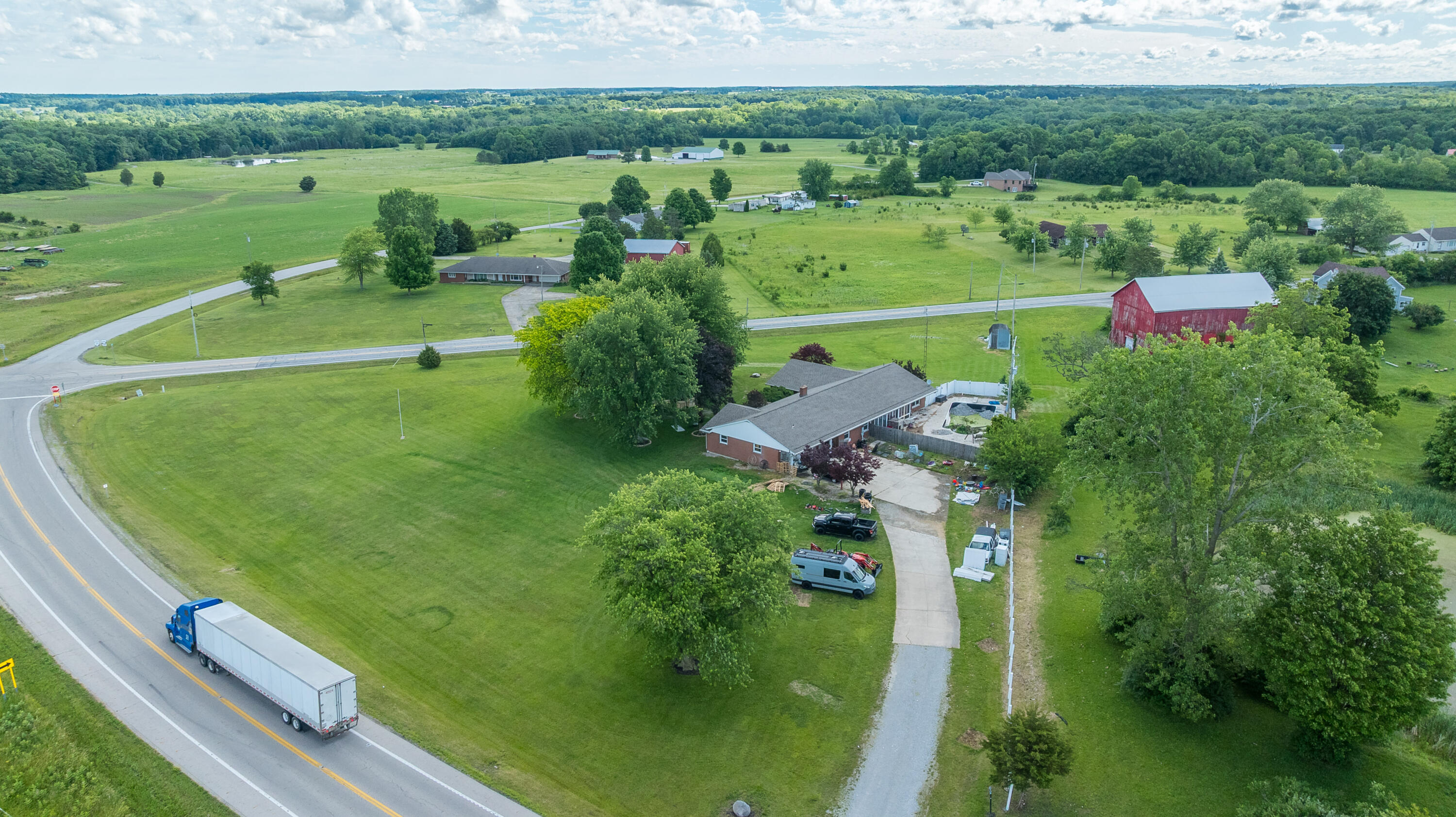 4949 State Route 66, Houston, Ohio 45333