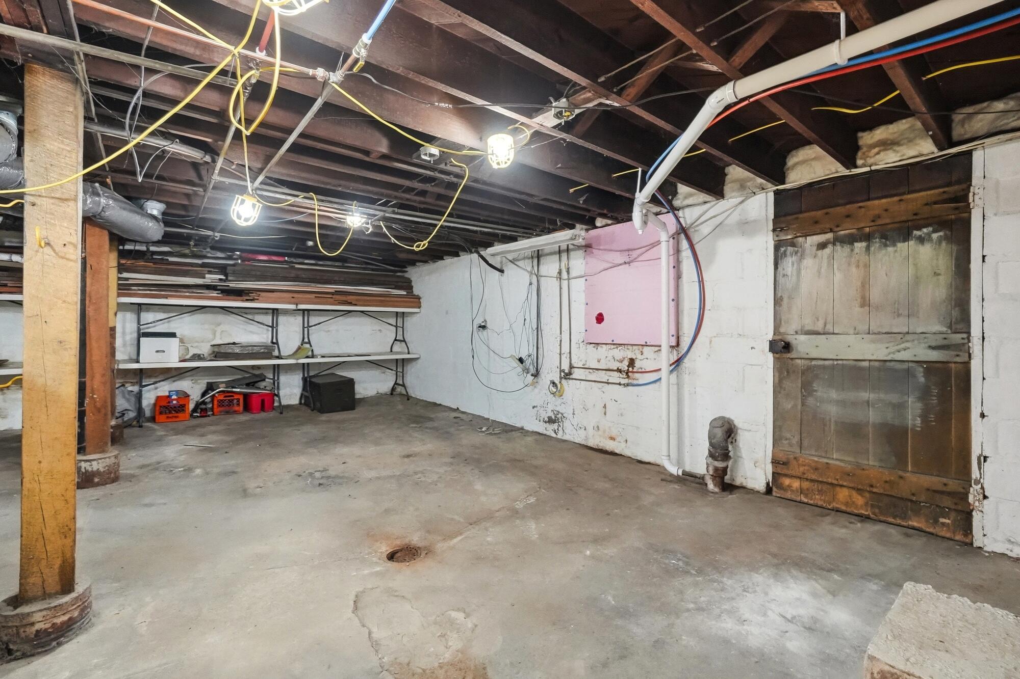19 2nd, Tipp City, Ohio 45371