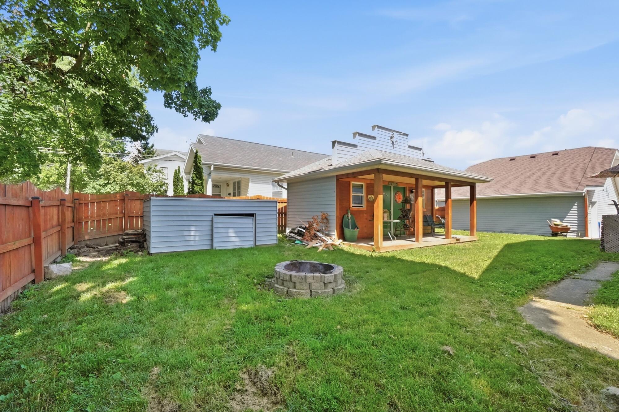 19 2nd, Tipp City, Ohio 45371