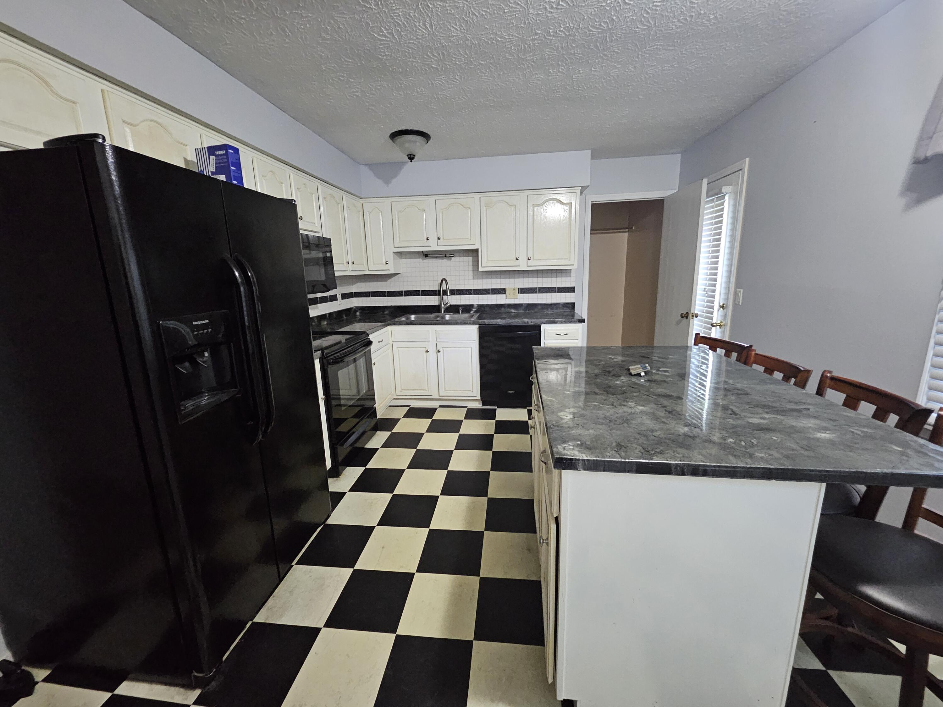 1332 Hancock, Sidney, Ohio 45365