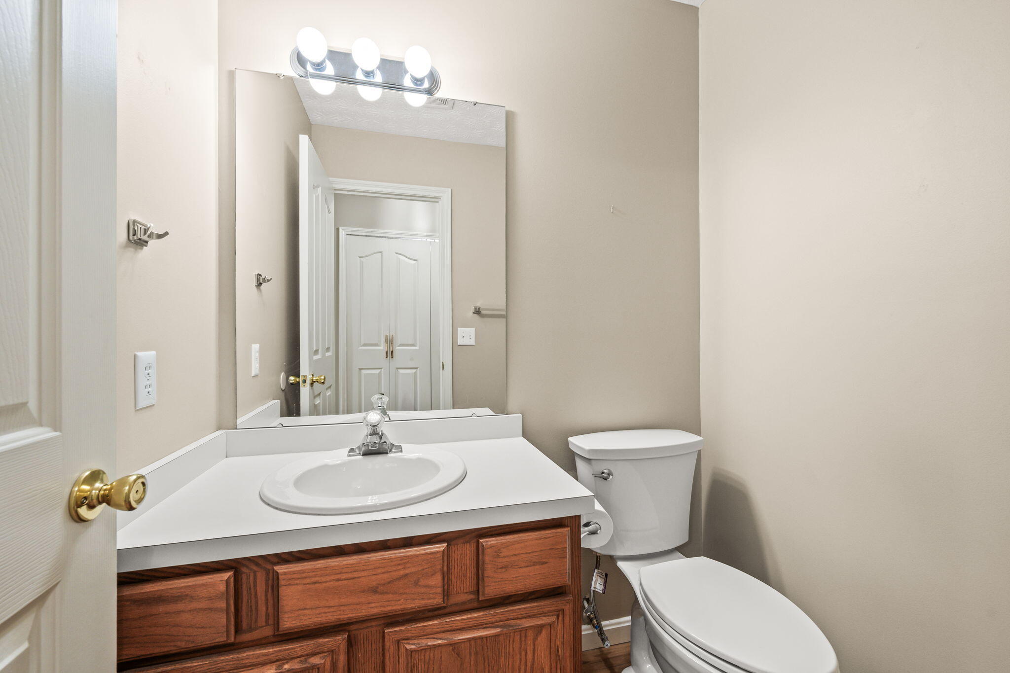 908 Cambridge, Troy, Ohio 45373
