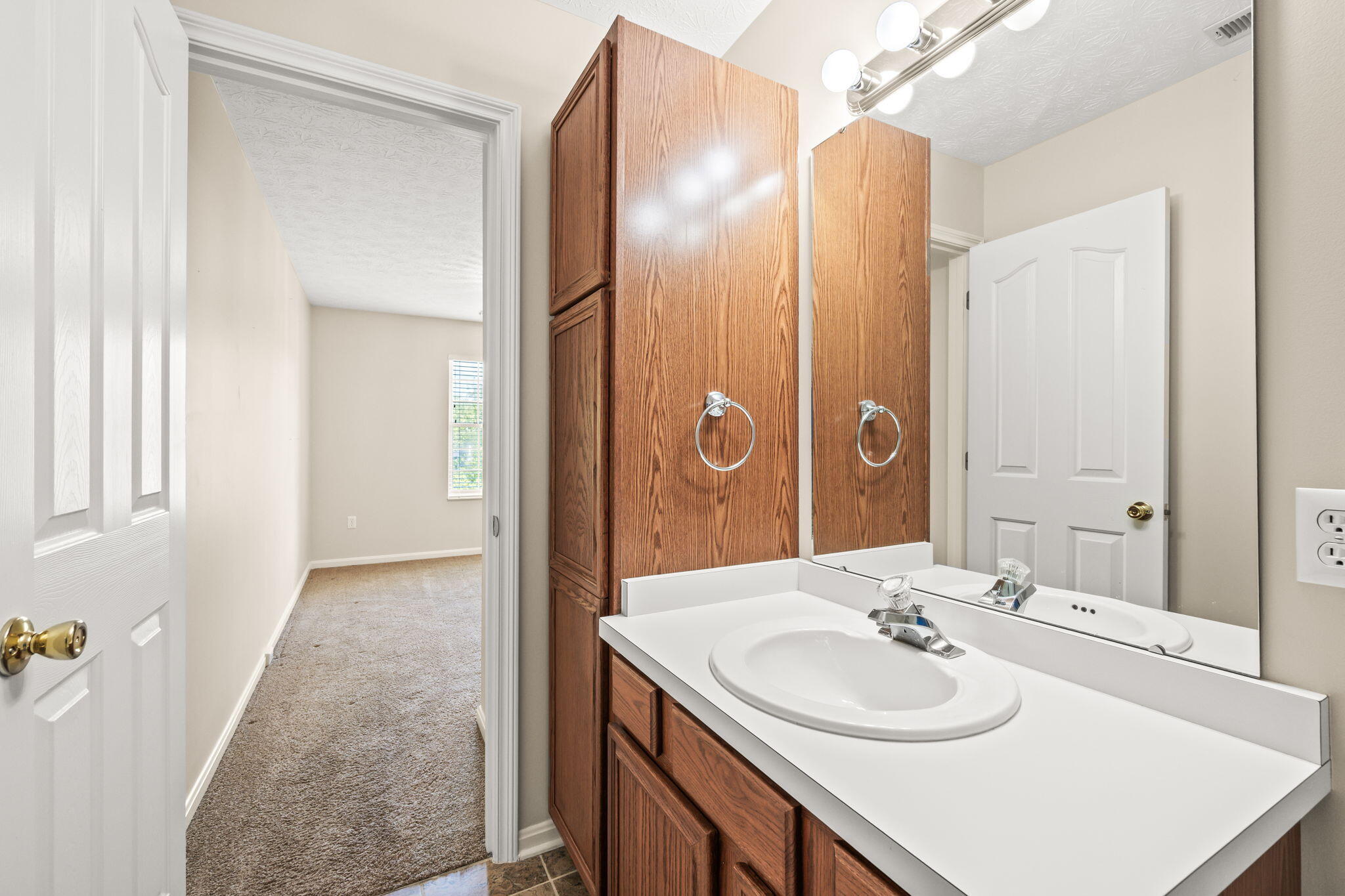 908 Cambridge, Troy, Ohio 45373