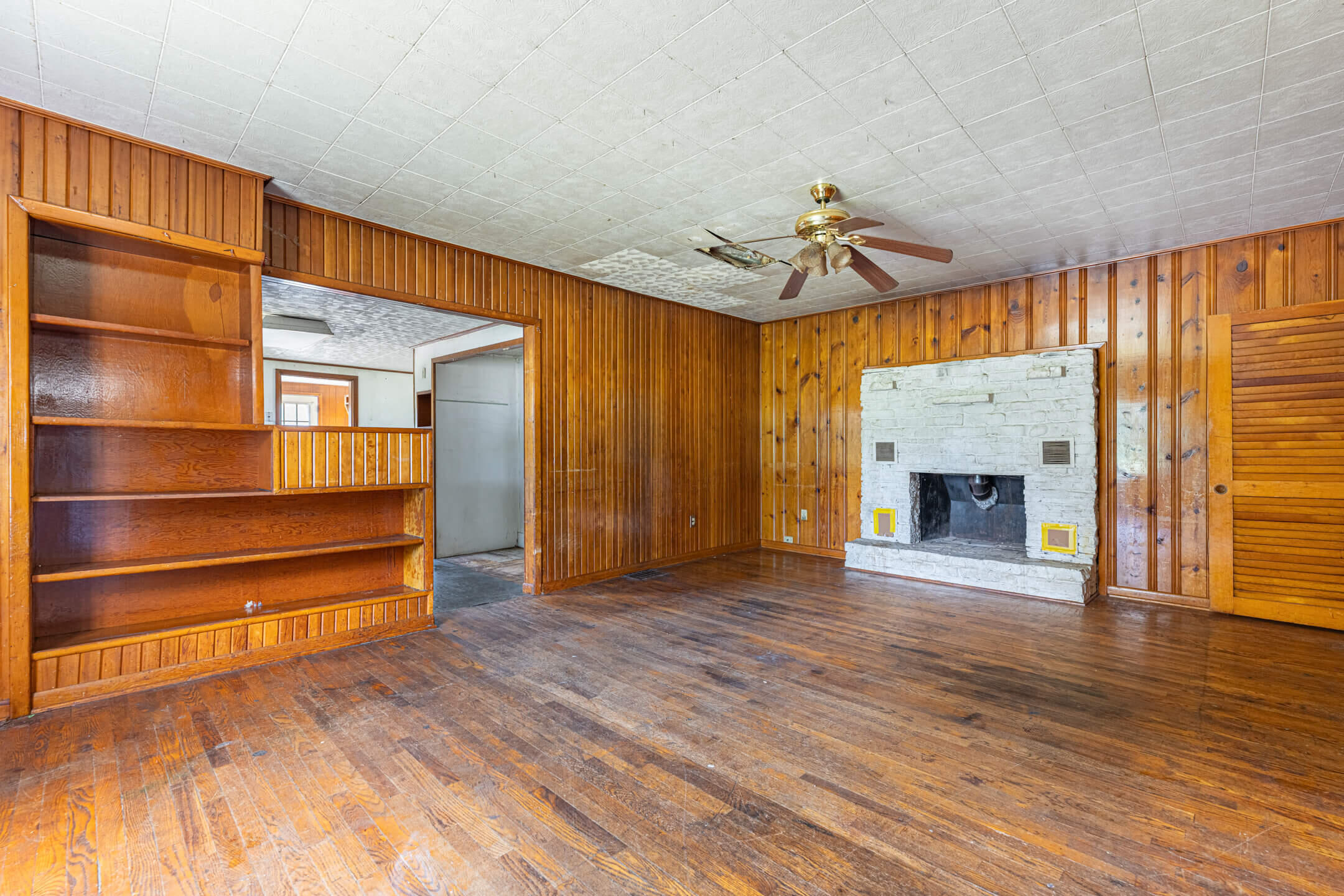 3957 Old Columbus, Springfield, Ohio 45503