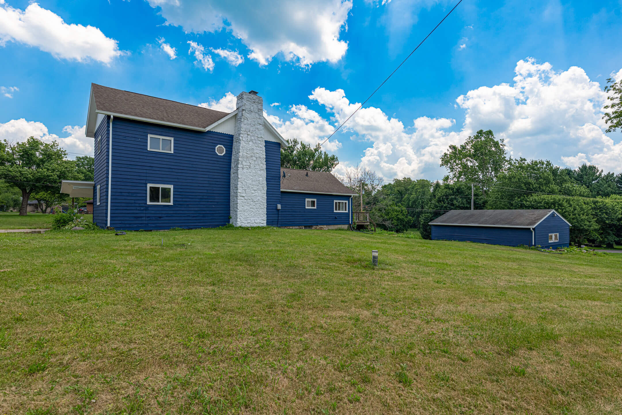 3957 Old Columbus, Springfield, Ohio 45503