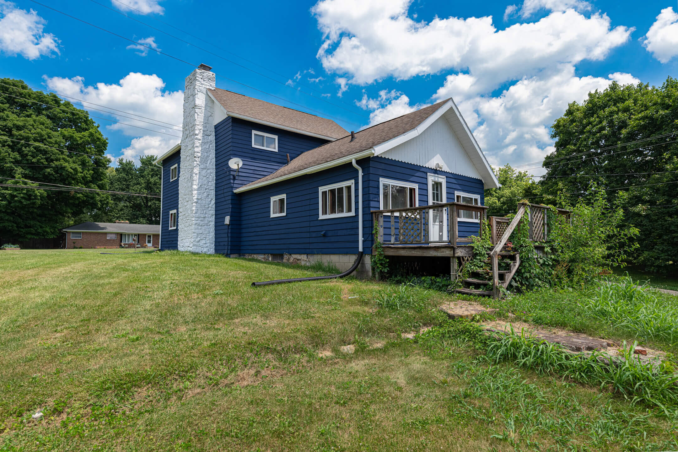 3957 Old Columbus, Springfield, Ohio 45503