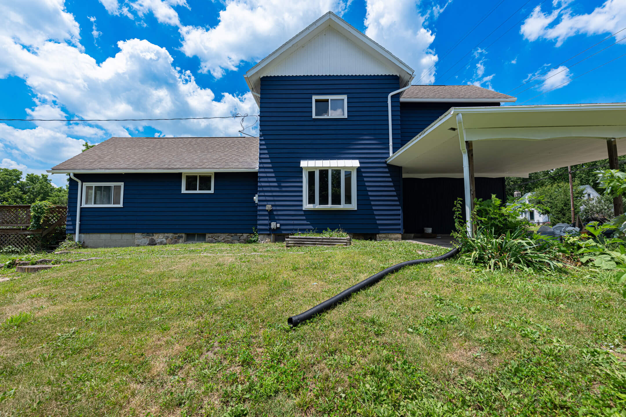 3957 Old Columbus, Springfield, Ohio 45503