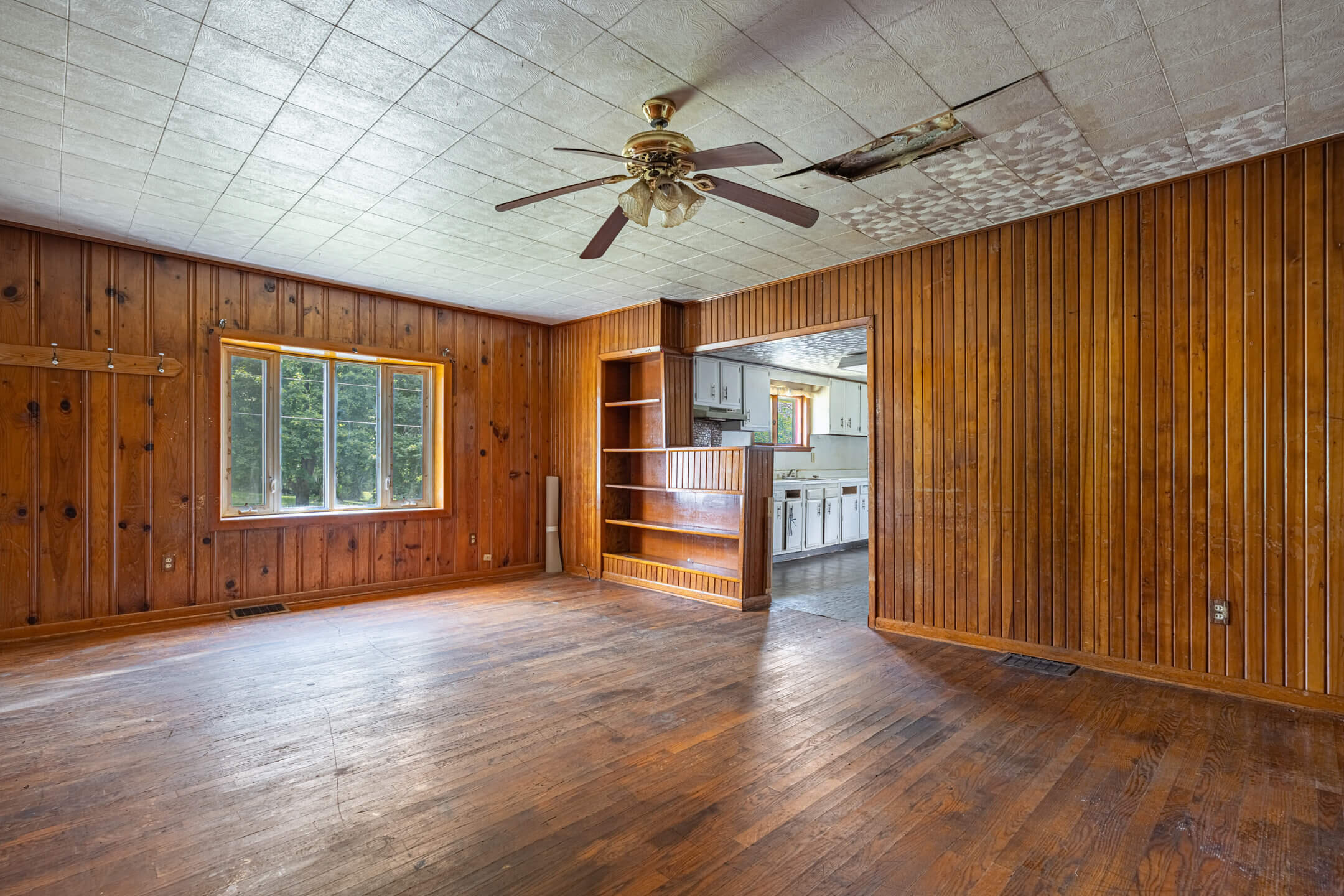 3957 Old Columbus, Springfield, Ohio 45503