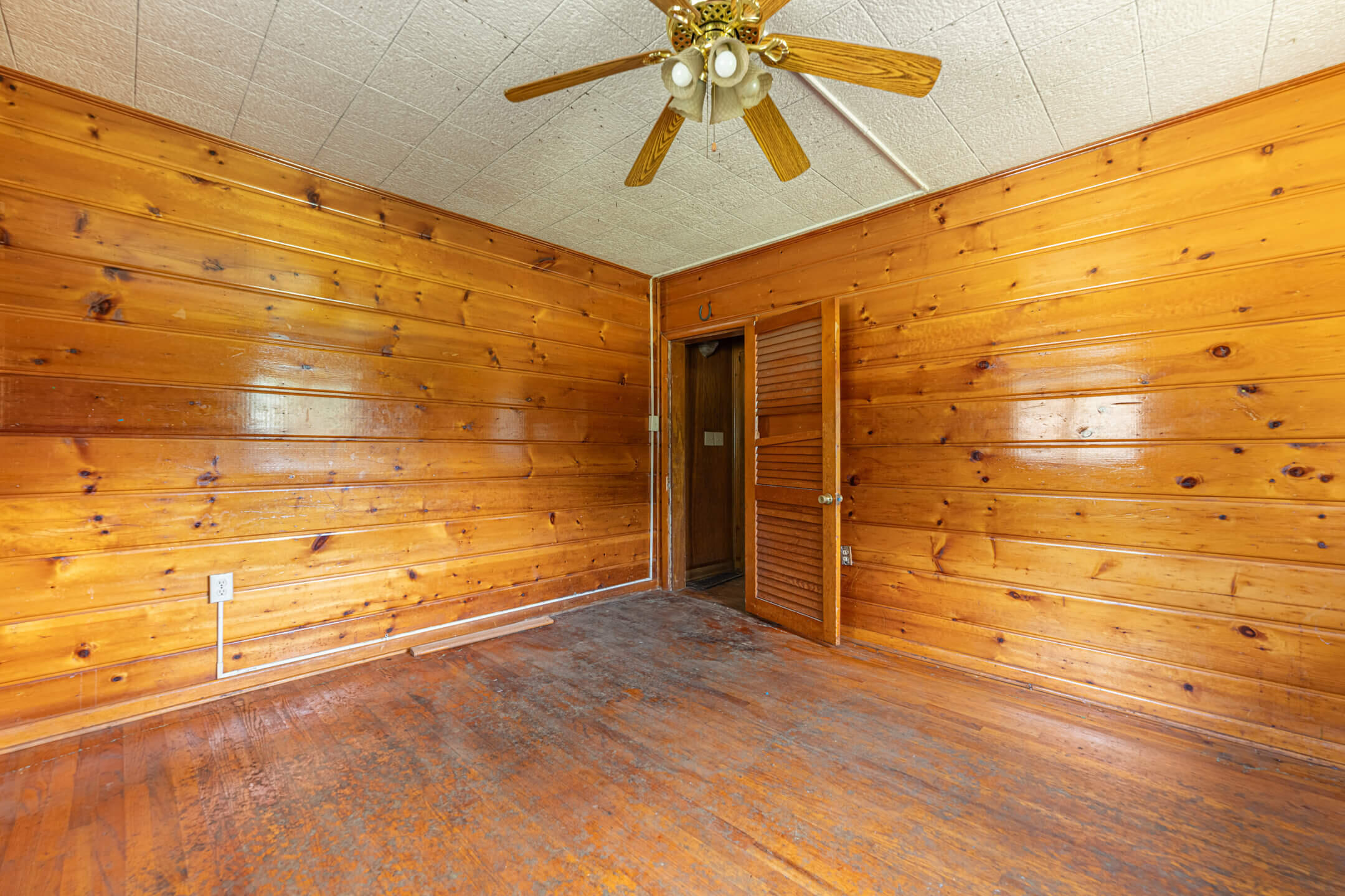 3957 Old Columbus, Springfield, Ohio 45503