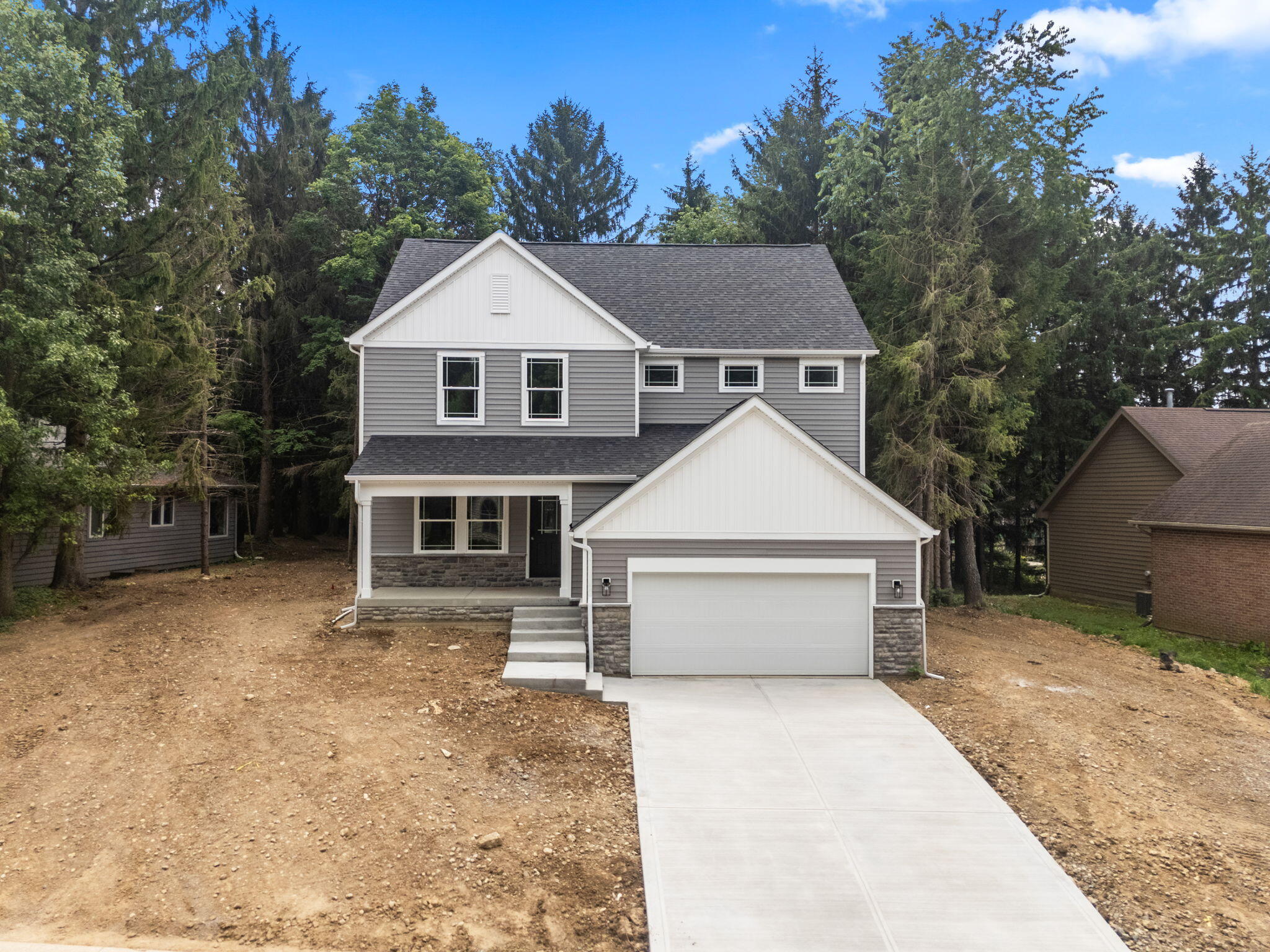 1612 Whispering Pines, Bellefontaine, Ohio 43311