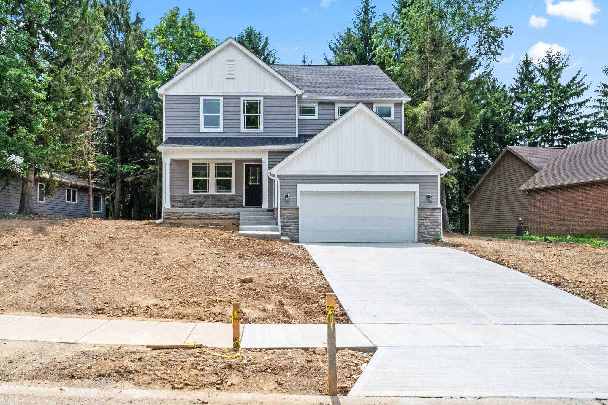 1612 Whispering Pines, Bellefontaine, Ohio 43311