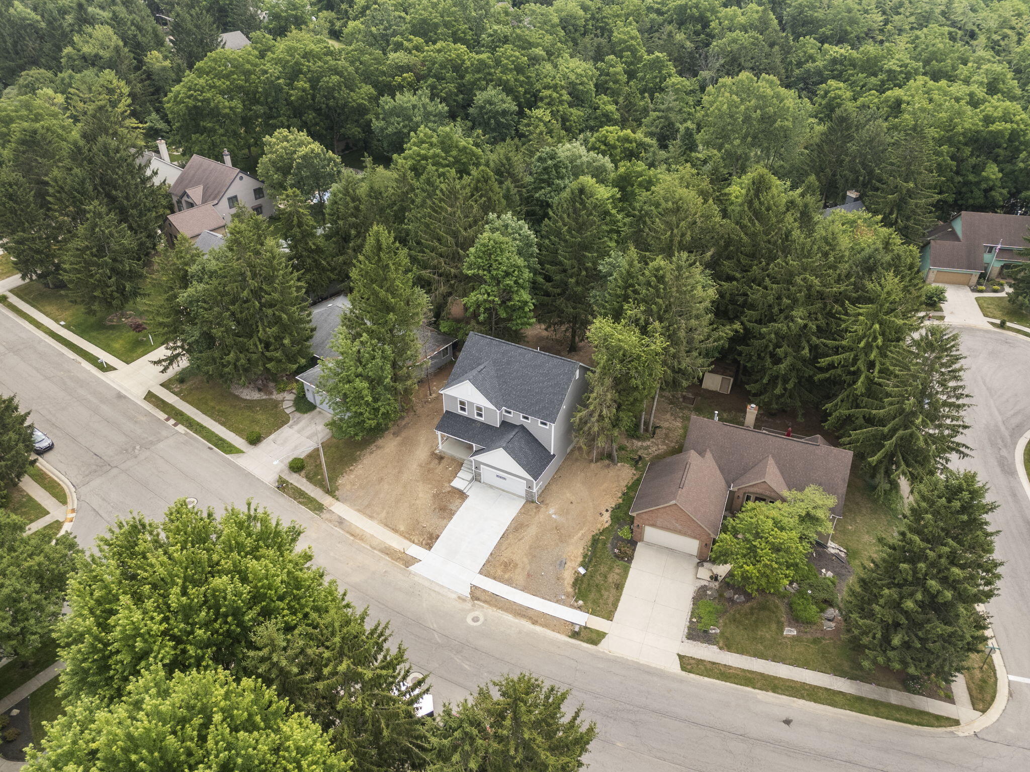 1612 Whispering Pines, Bellefontaine, Ohio 43311