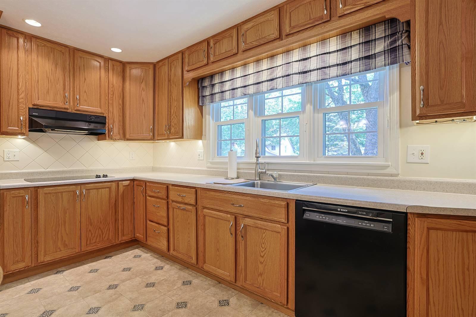 1089 Forest, Dayton, Ohio 45434